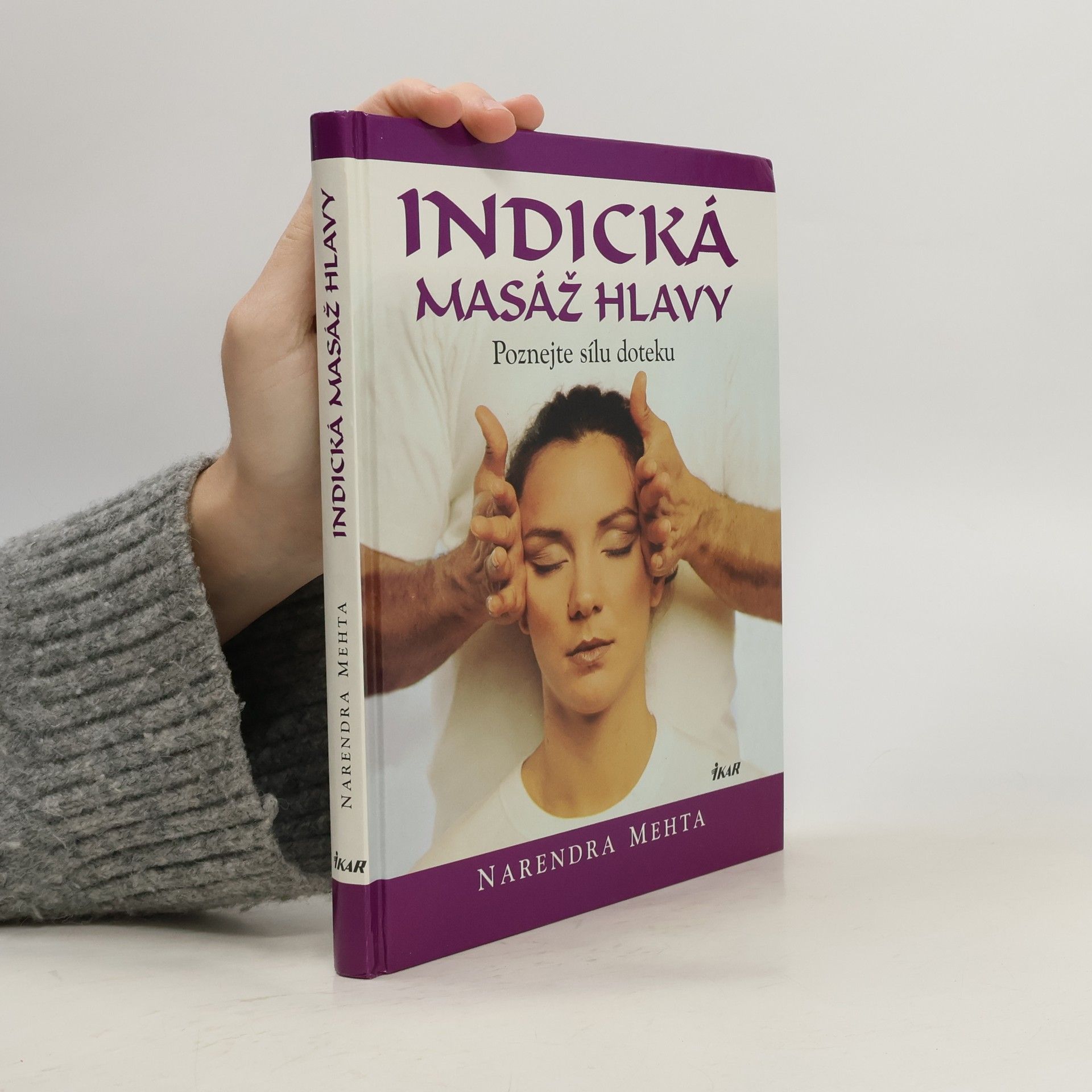 Indická masáž hlavy: Poznejte sílu doteku