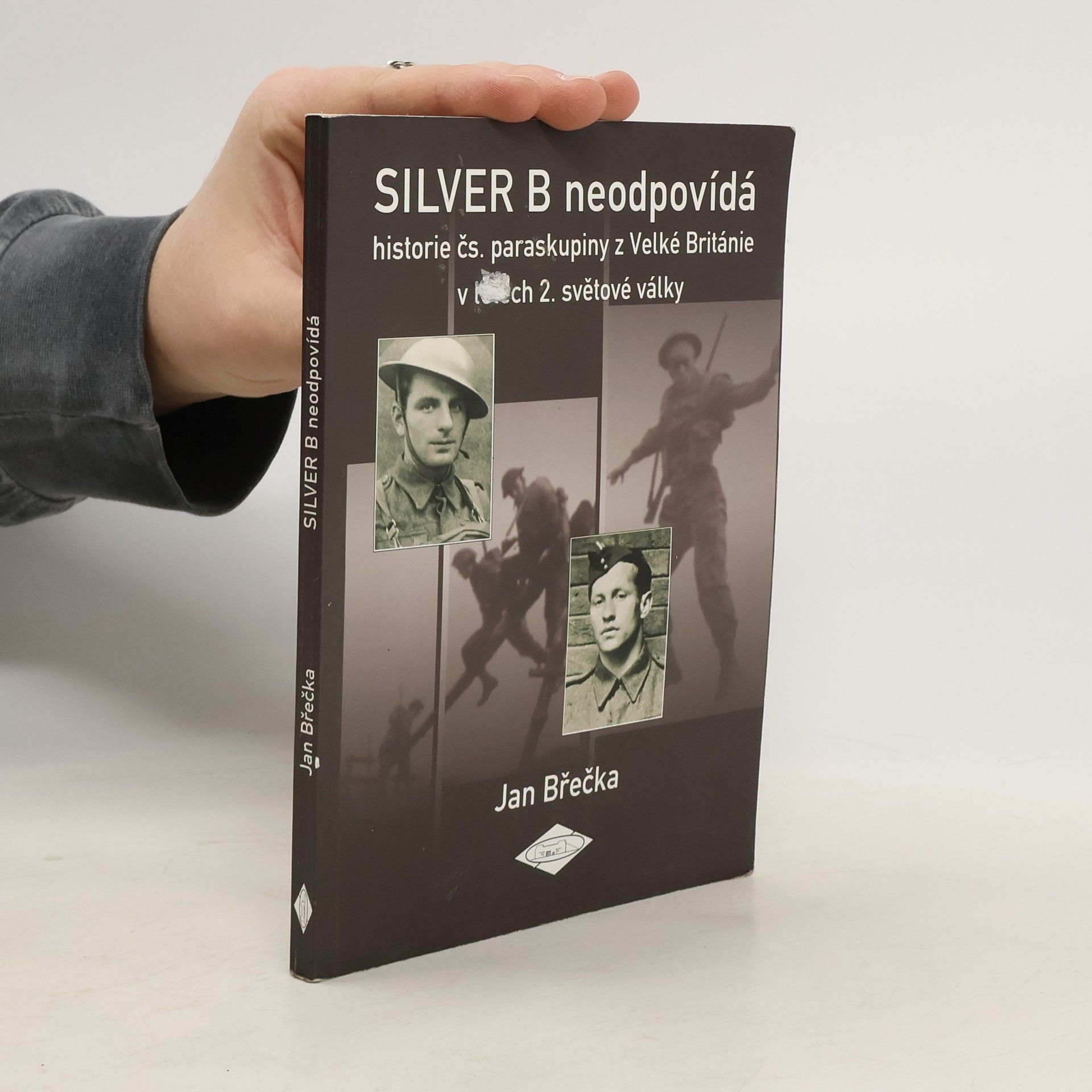 Silver B neodpovídá