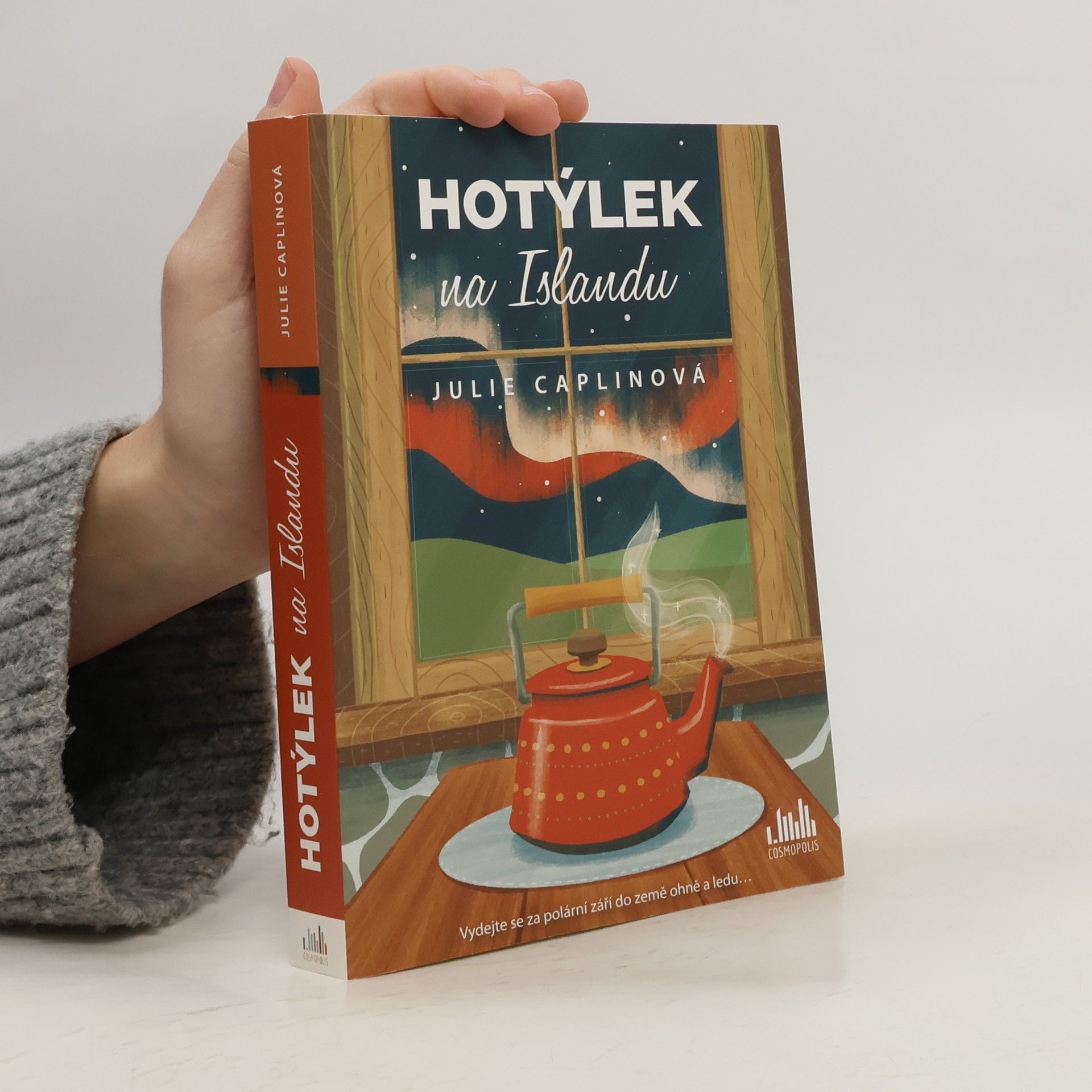 Julie Caplinová Hotýlek na Islandu