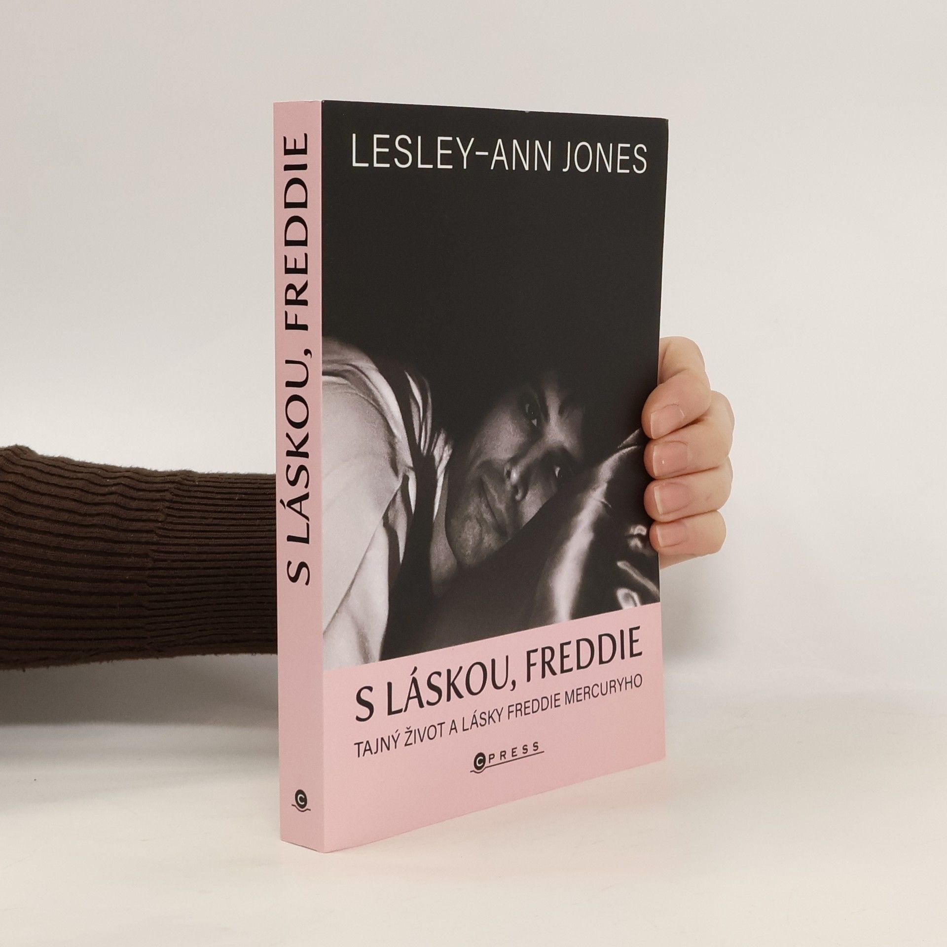 S láskou, Freddie: Tajný život a lásky Freddie Mercuryho