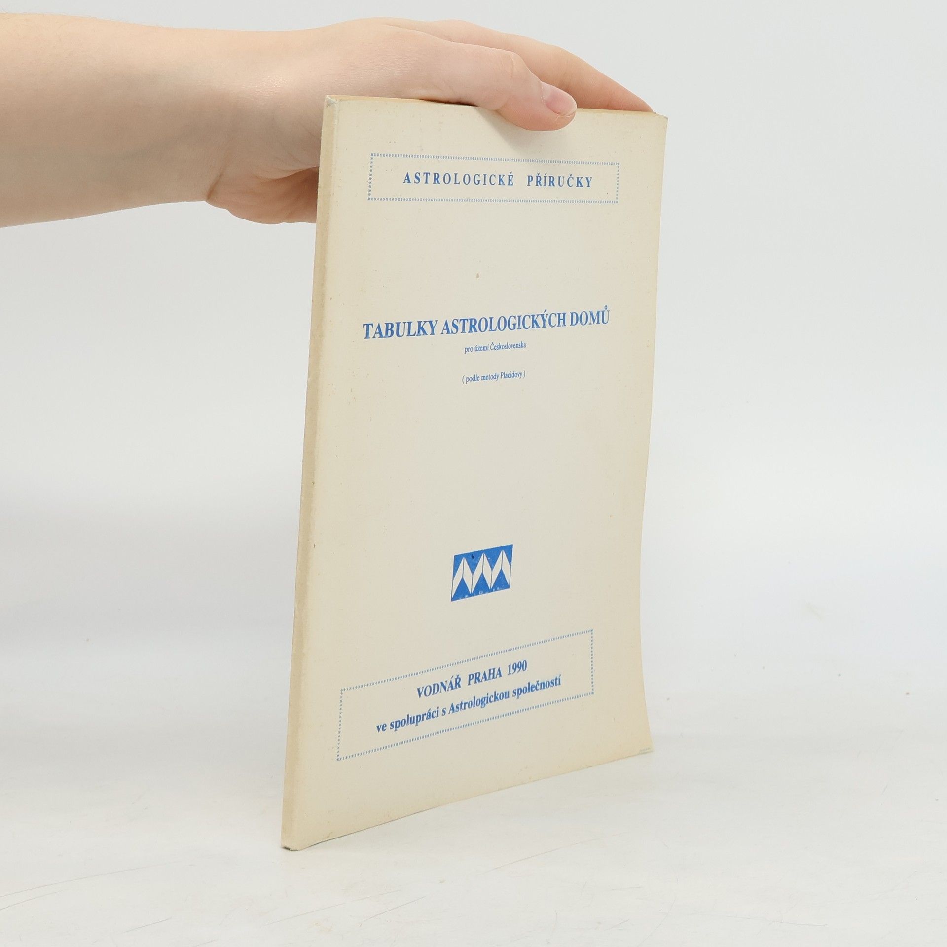 Vladimír Kvasnička Tabulky astrologických domů pro území Československa : podle metody Placidovy