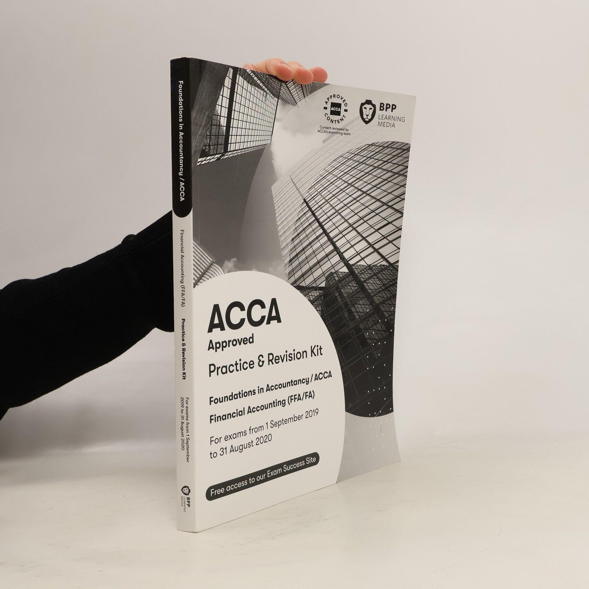 Autorenkollektiv ACCA Foundation in Accountacy/ Financial Accounting - Practice & Revision Kit