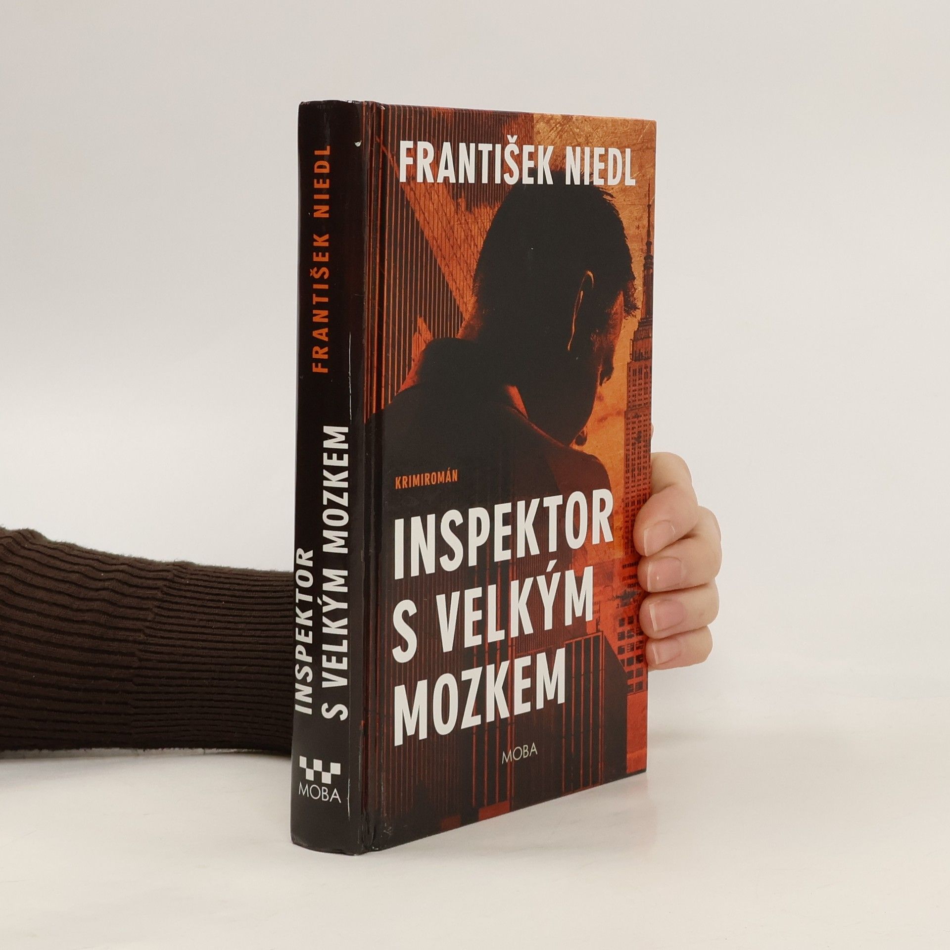 Inspektor s velkým mozkem