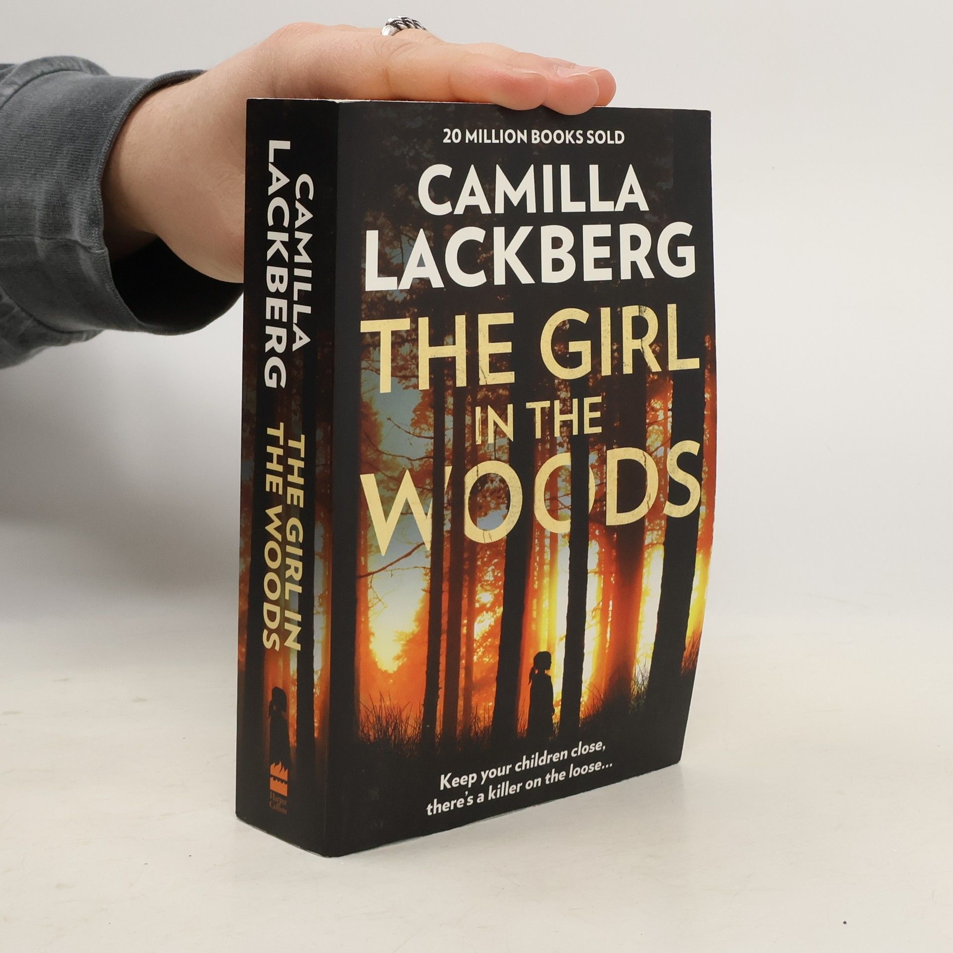 Camilla Läckberg The Girl in the Woods