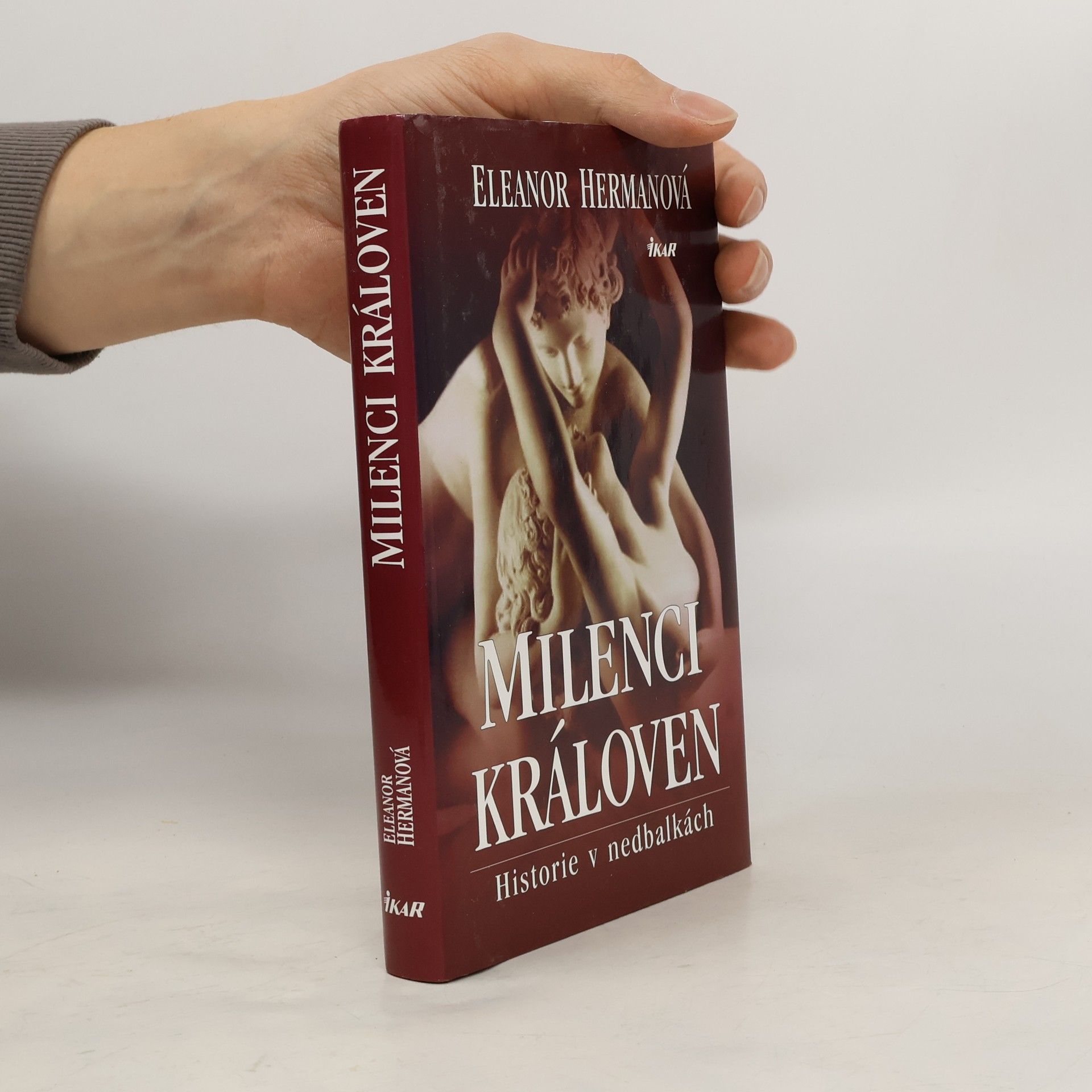 Eleanor Herman Milenci královen