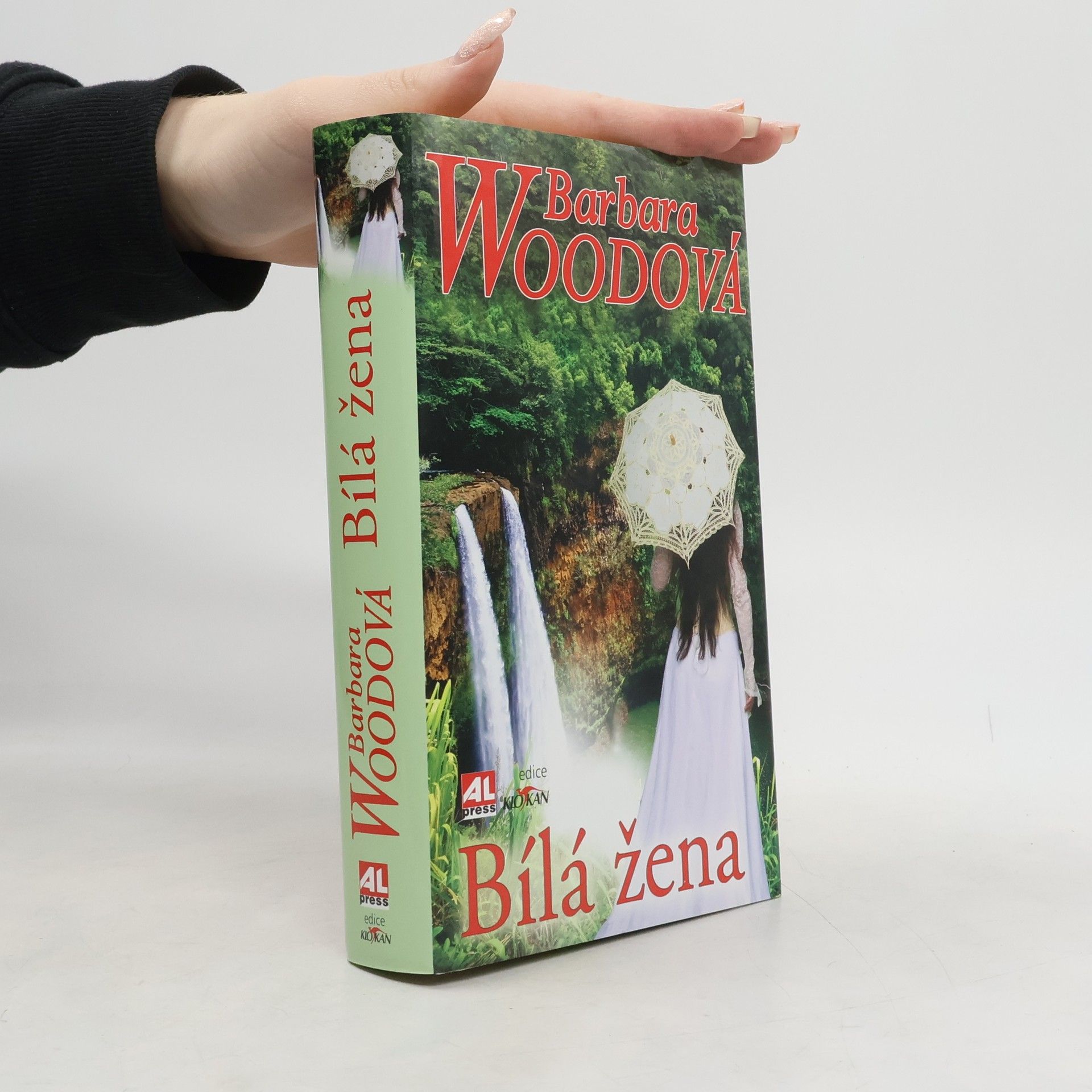 Barbara Wood Bílá žena