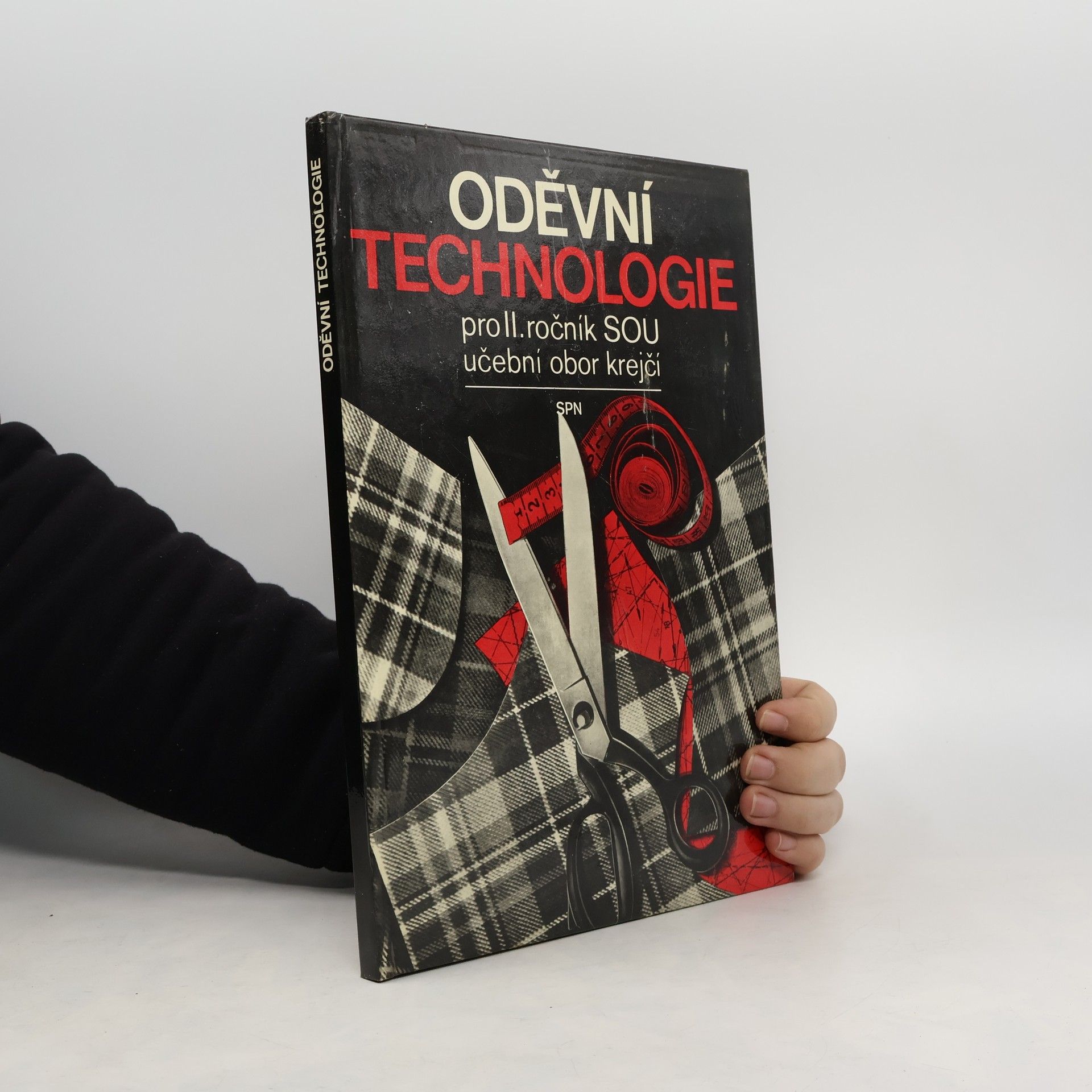 Kolektiv autorů Oděvní technologie : pro II. ročník SOU učební obor krejčí