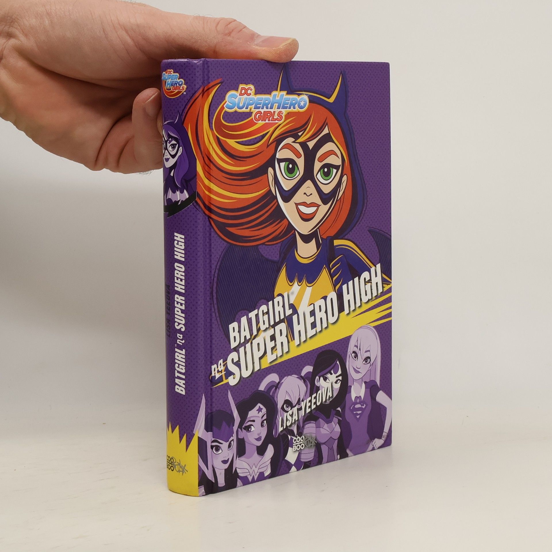 Lisa Yee Batgirl na Super Hero High