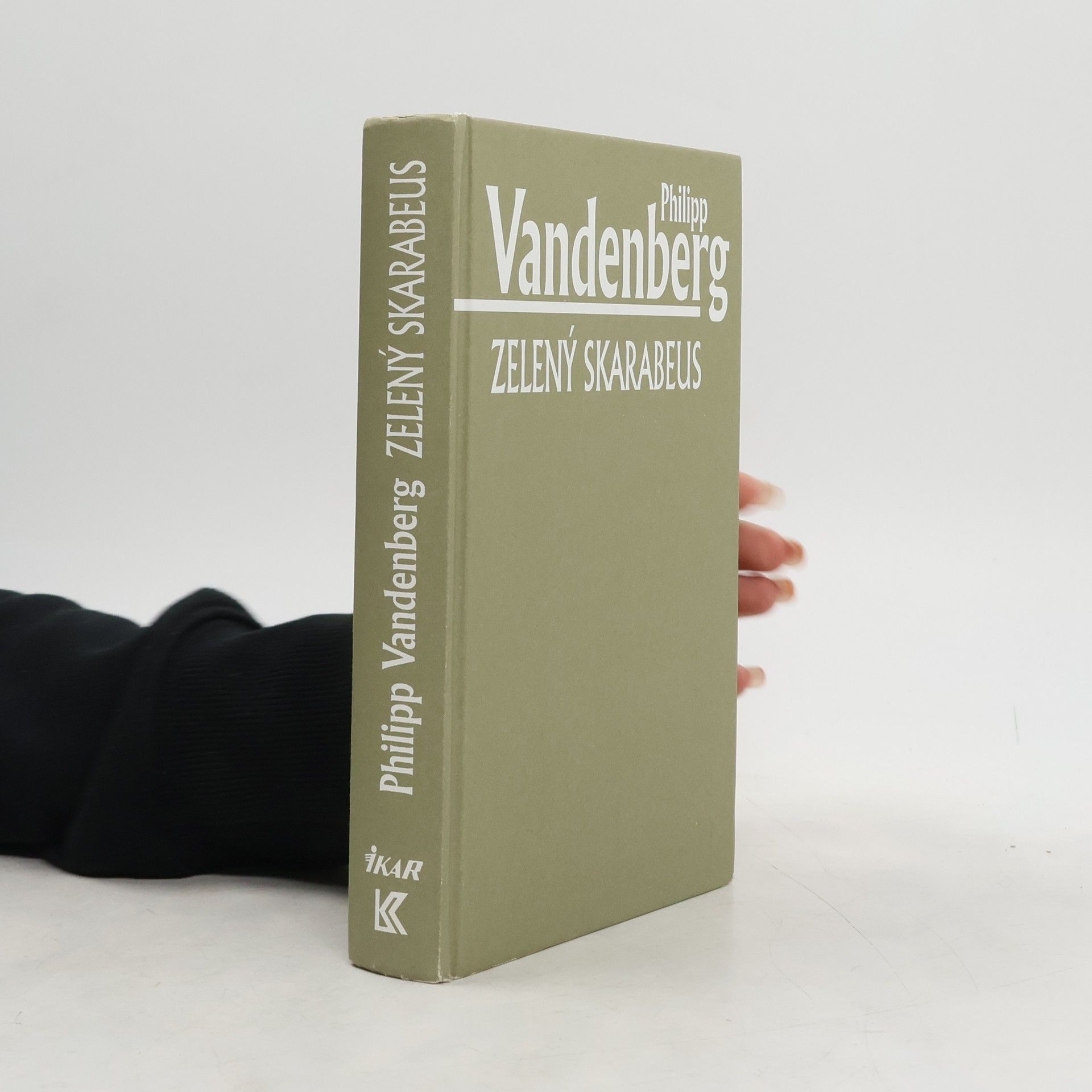 Philipp Vandenberg Zelený skarabeus