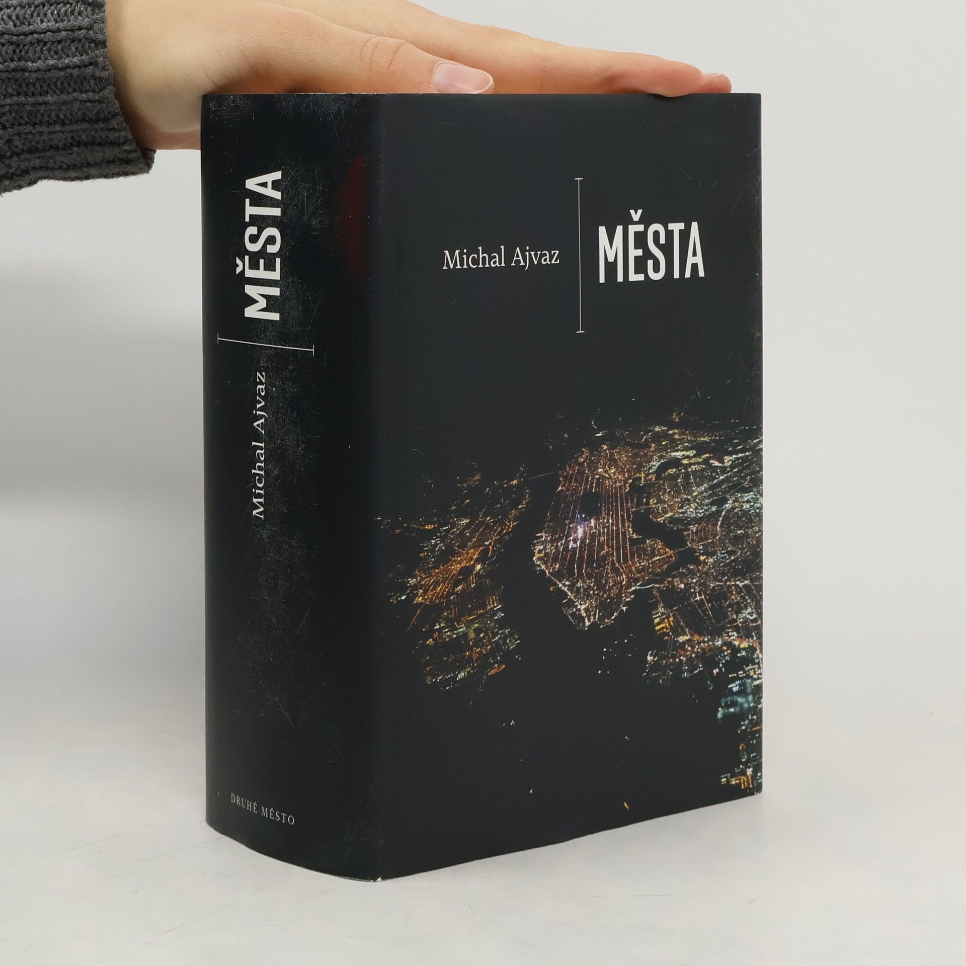 Michal Ajvaz Města