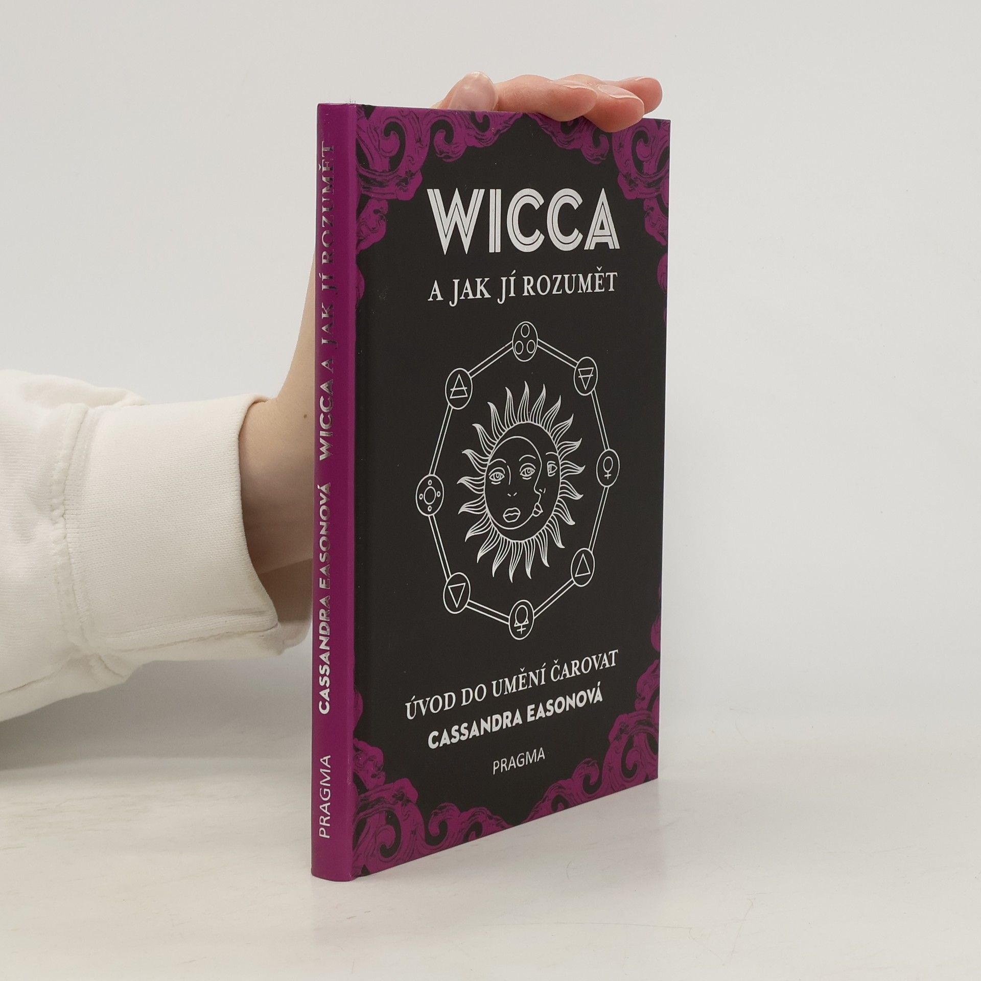 Cassandra Eason Wicca a jak jí rozumět