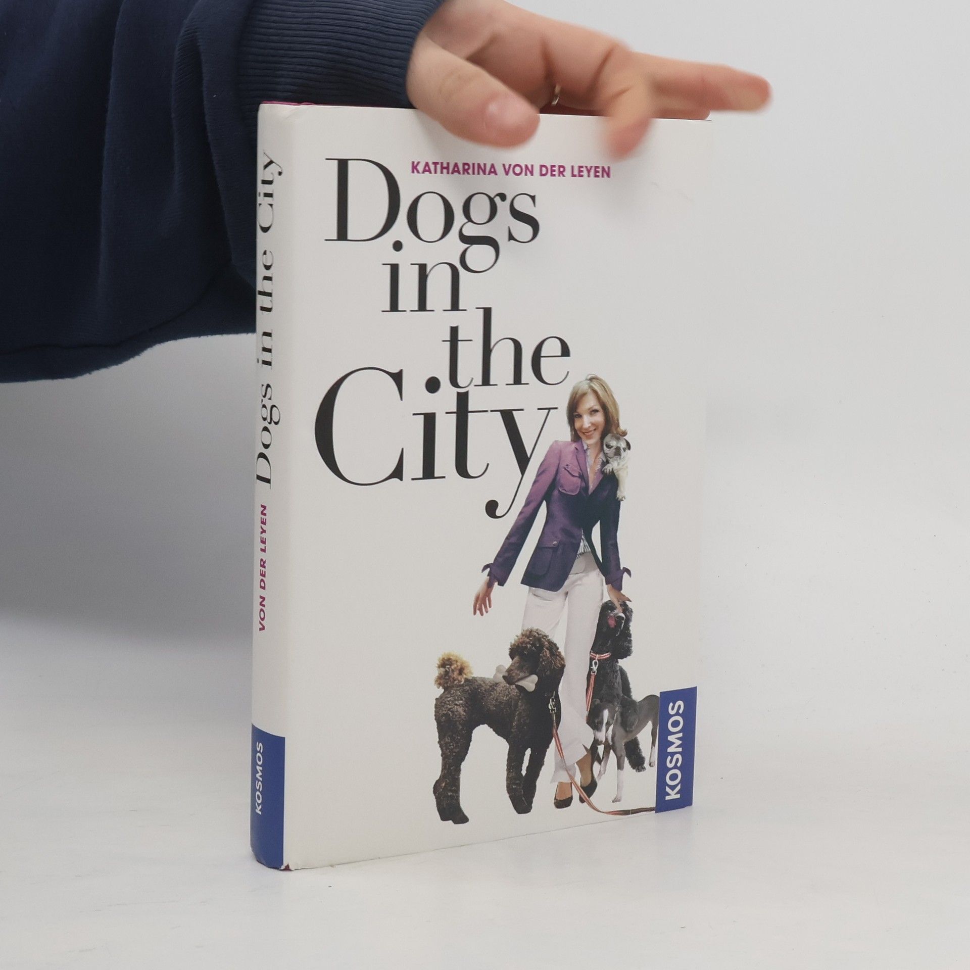 Katharina von der Leyen Dogs in the City