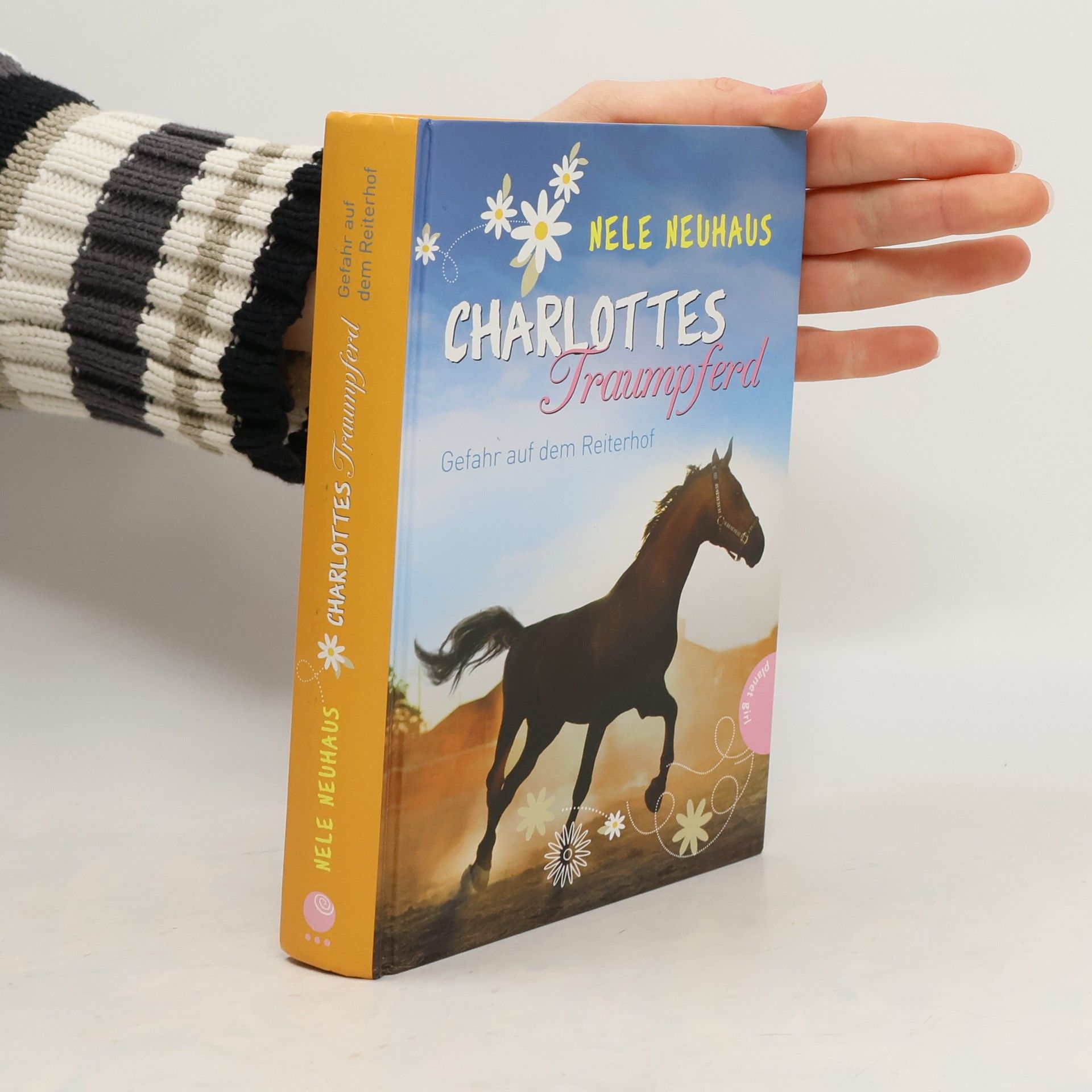 Nele Neuhaus Charlottes Traumpferd. Gerahr auf dem Reiterhof