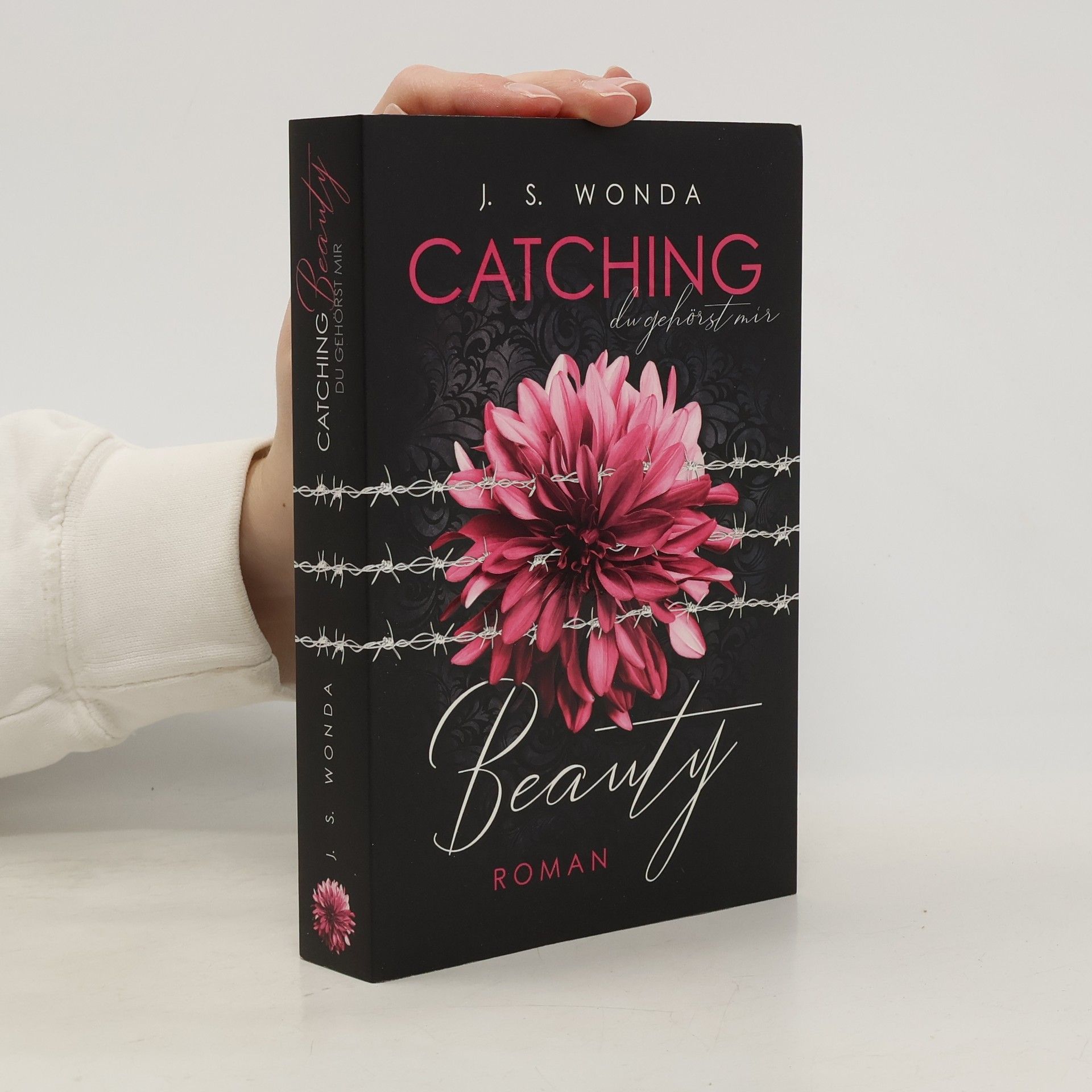 Jane S. Wonda Catching Beauty