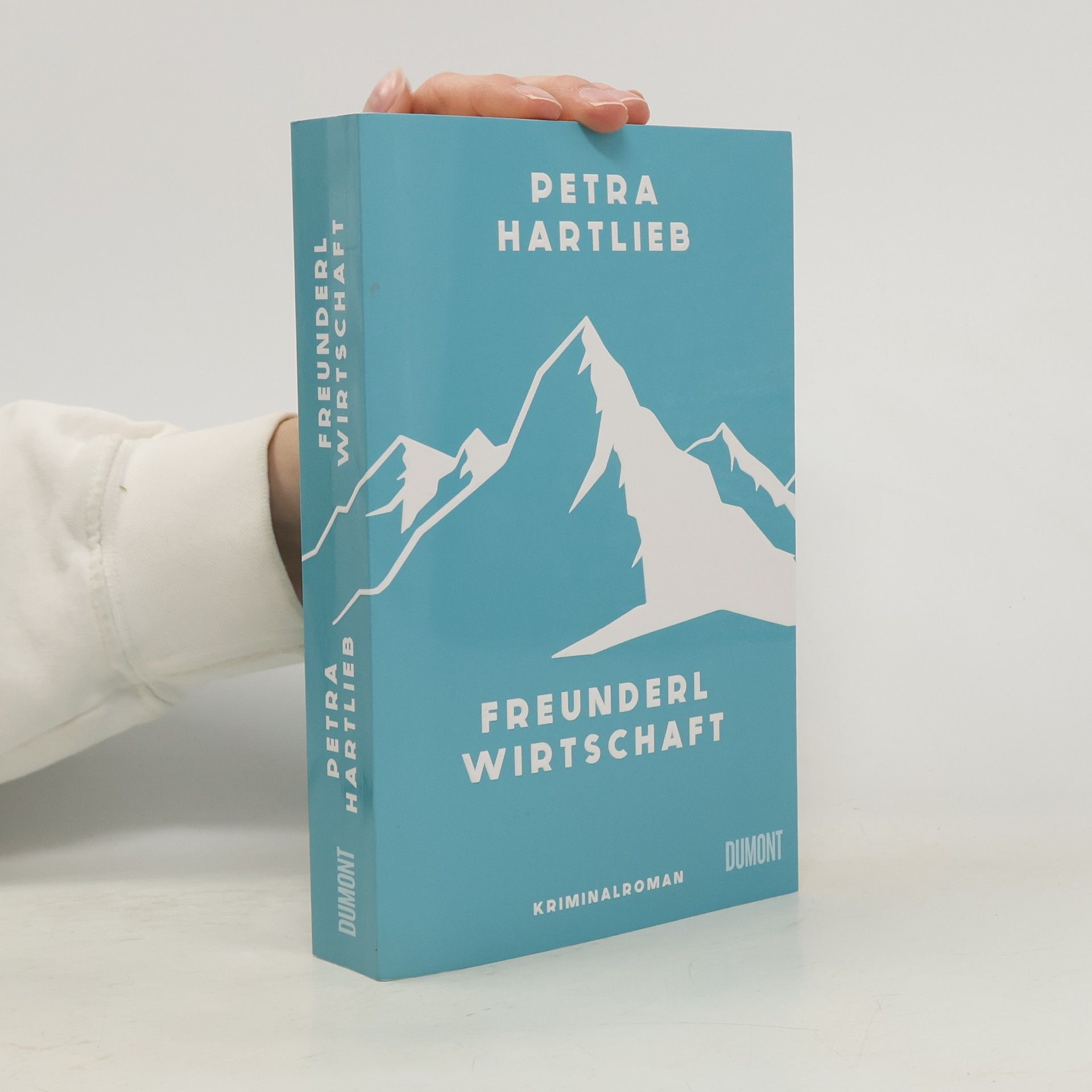 Petra Hartlieb Freunderlwirtschaft