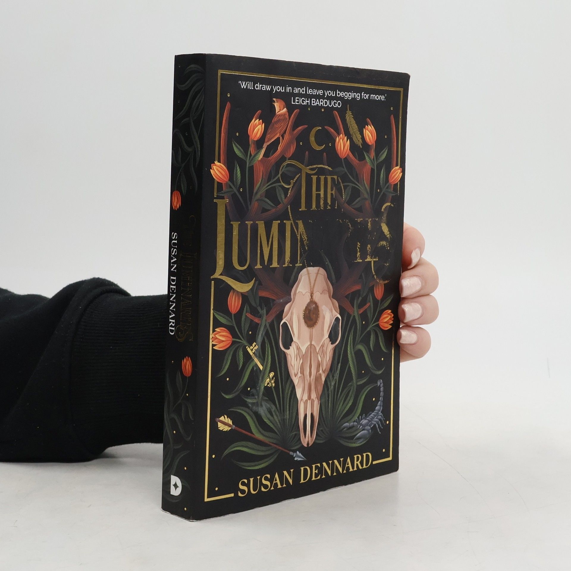 Susan Dennard The Luminaries