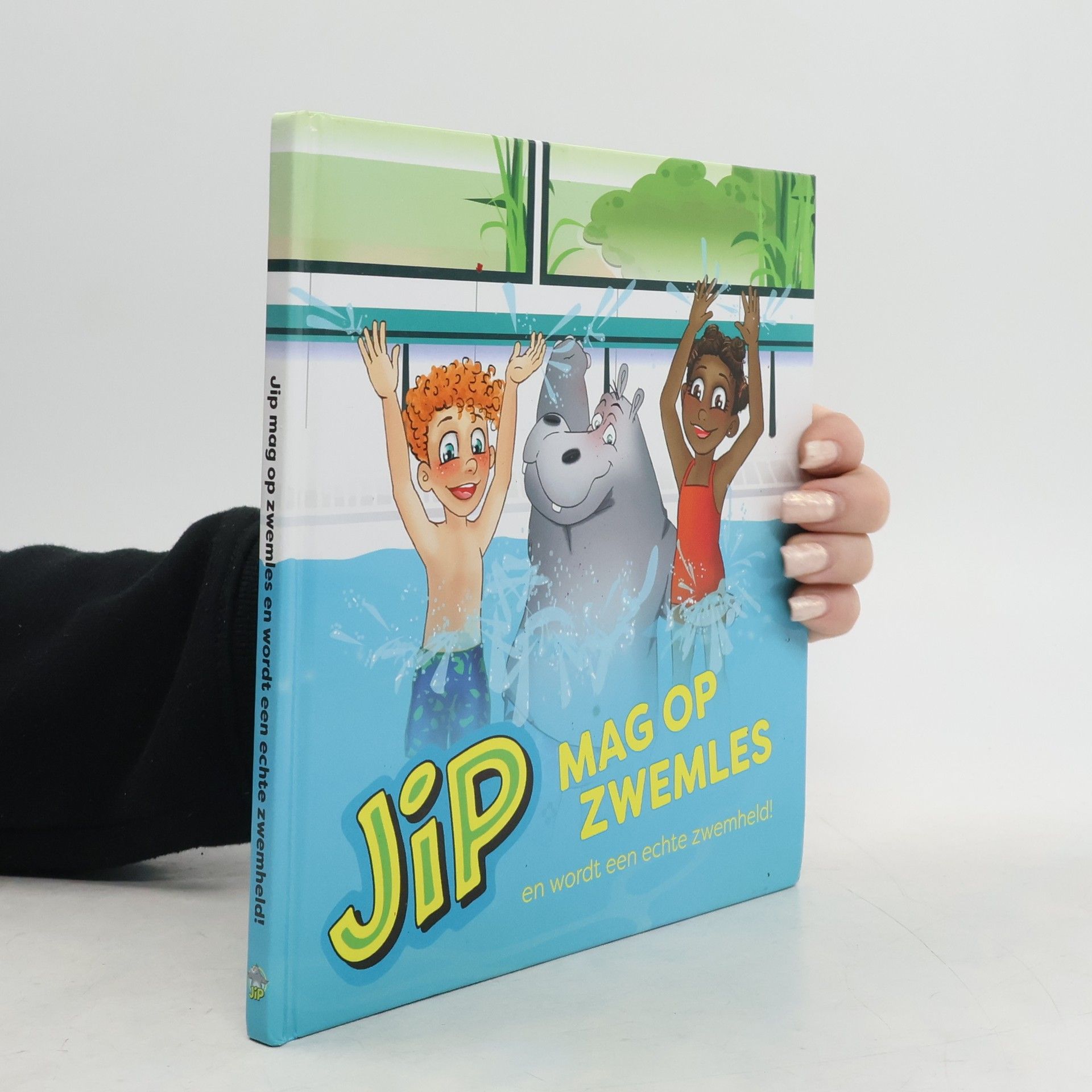 Jip mag op zwemles en wordt een echte zwemheld