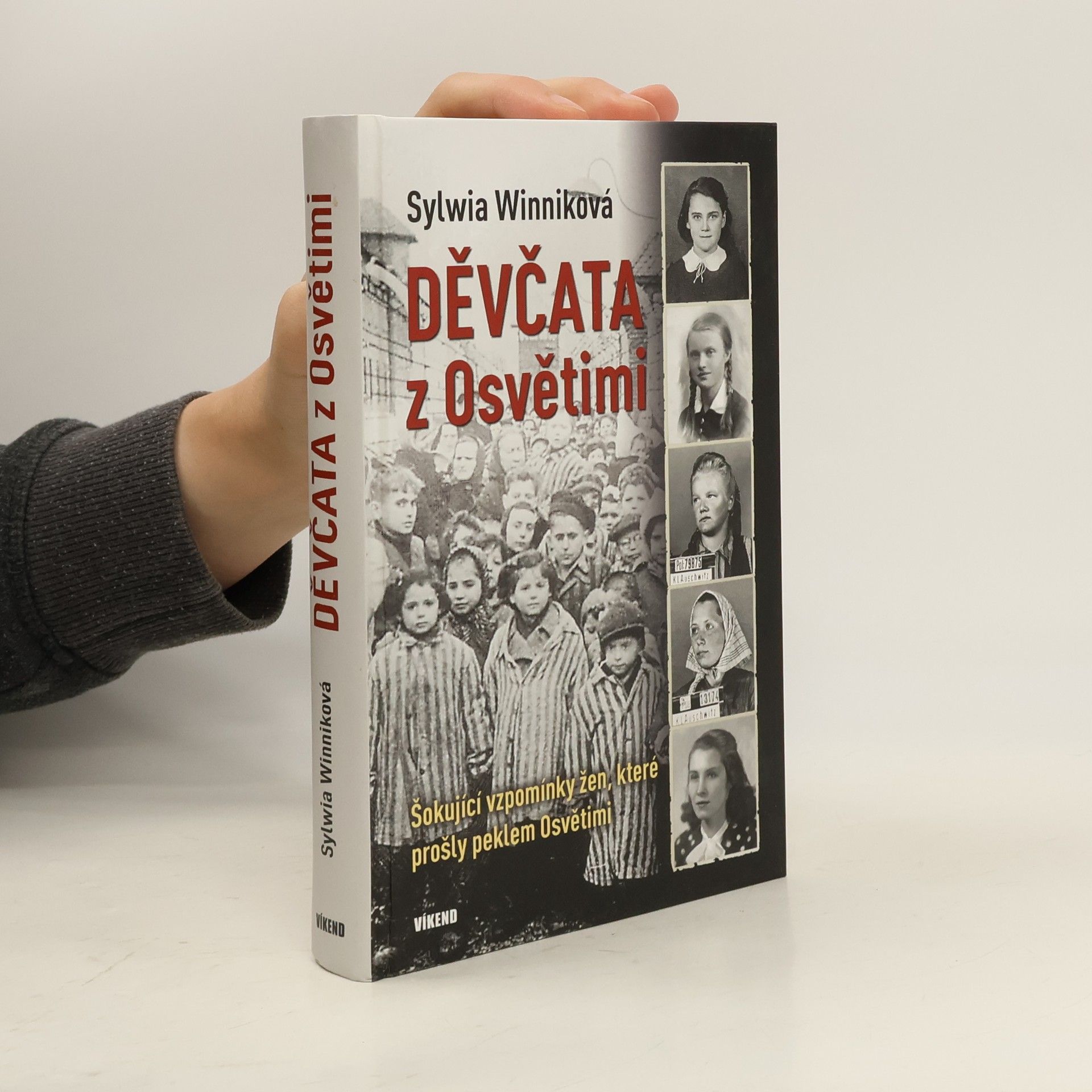 Děvčata z Osvětimi