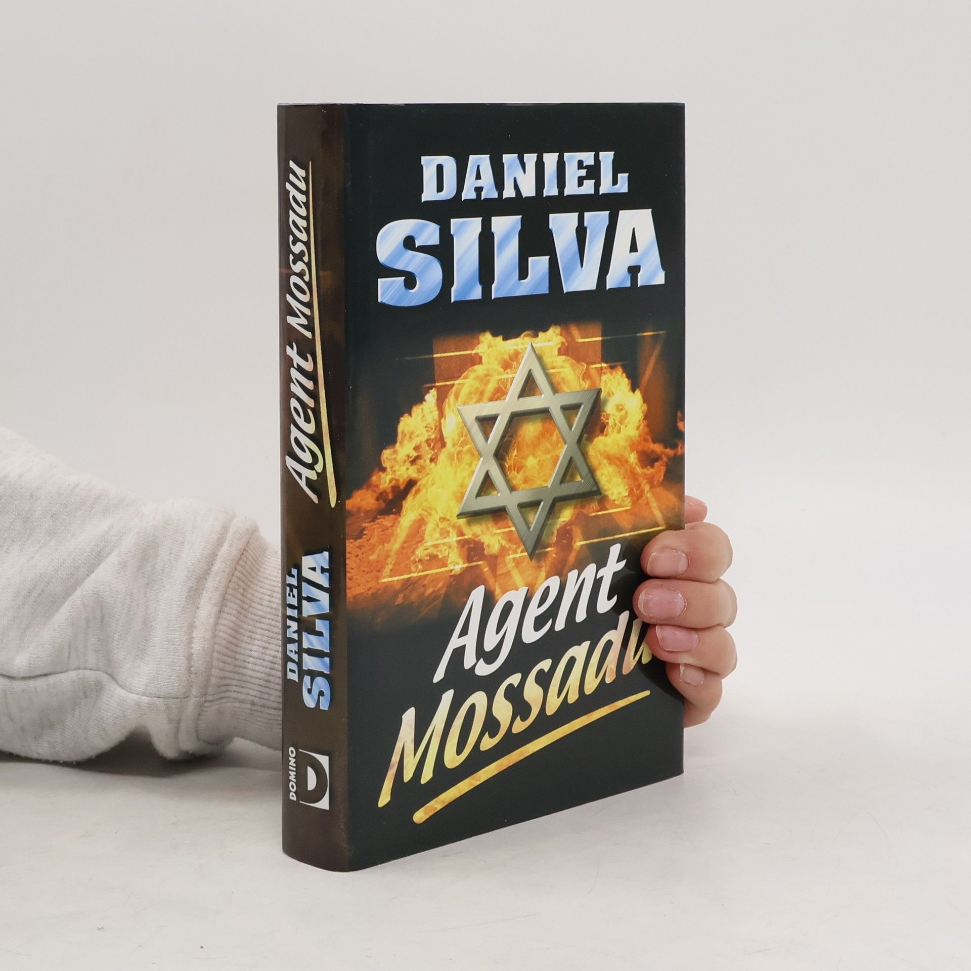 Daniel Silva Agent Mossadu