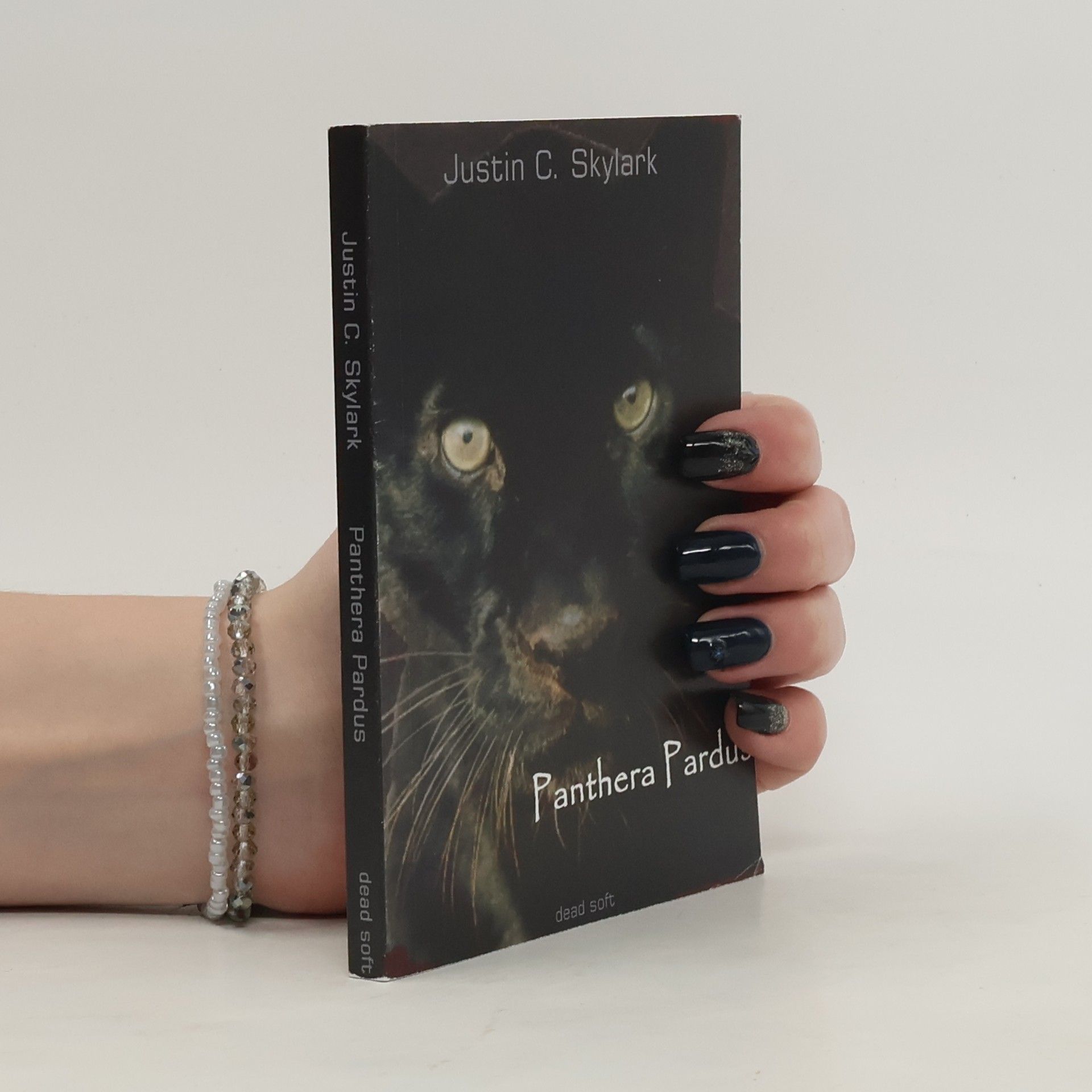 Justin C. Skylark Panthera Pardus