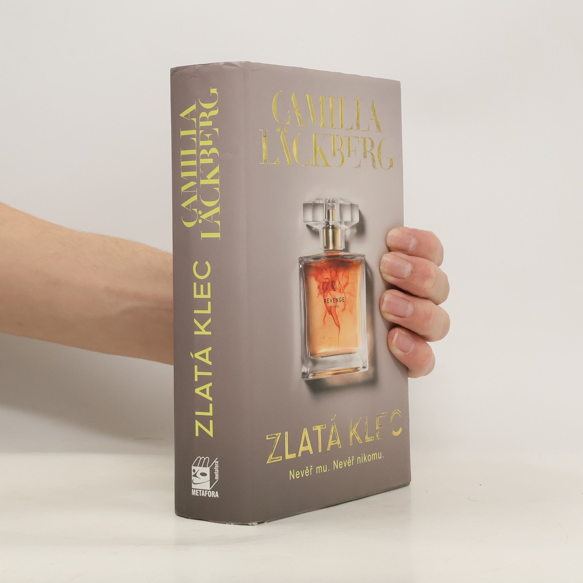 Camilla Läckberg Zlatá klec