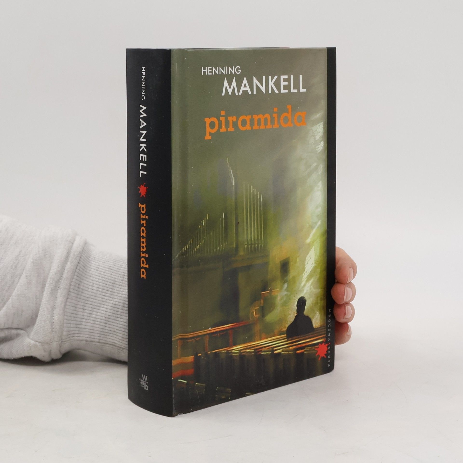 Henning Mankell Piramida