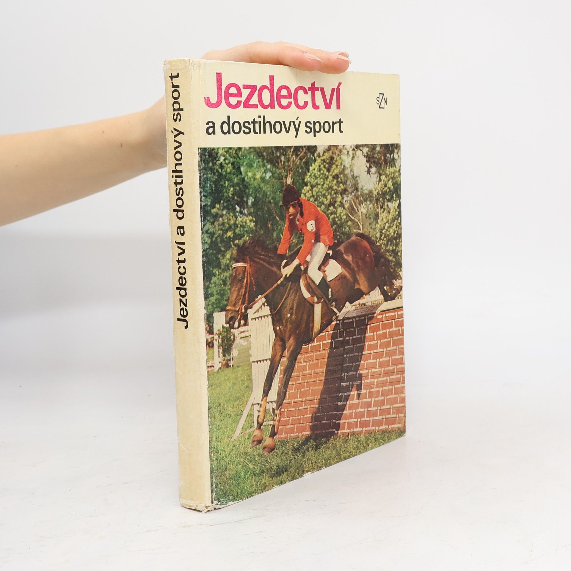 Kolektív autorov Jezdectví a dostihový sport