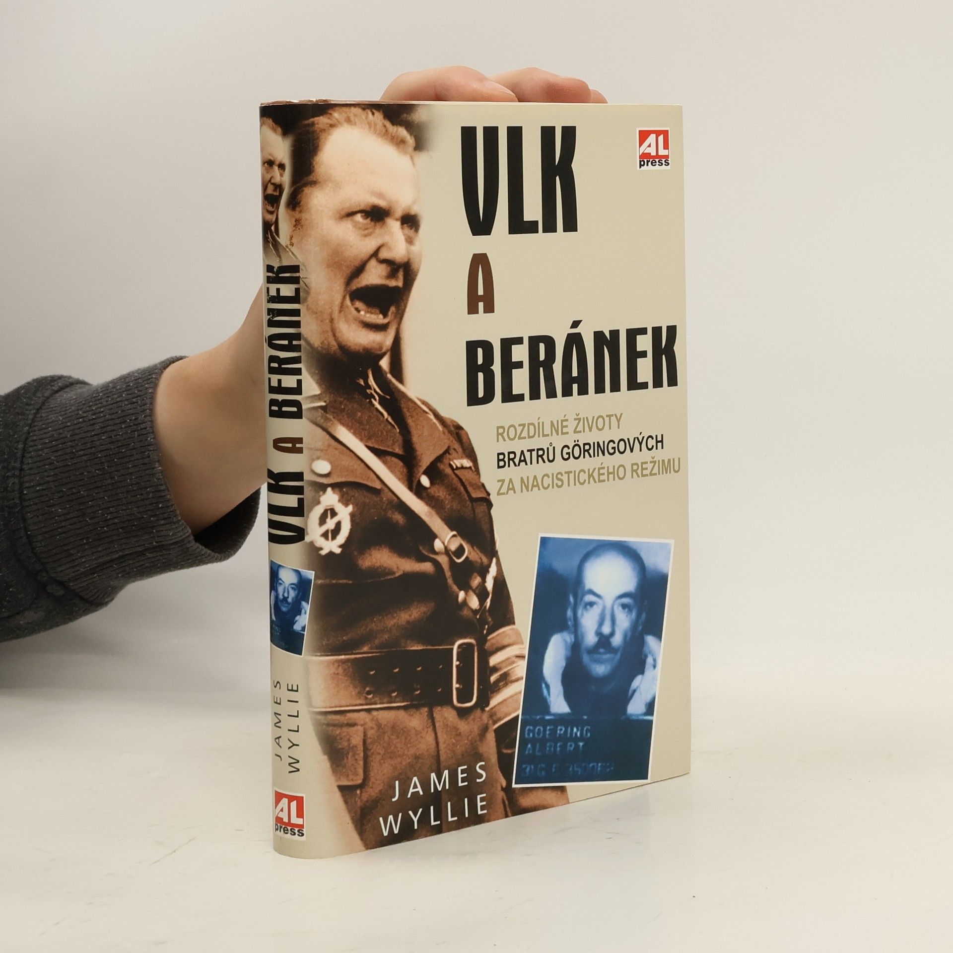 Vlk a beránek : rozdílné životy bratrů Göringových za nacistického režimu