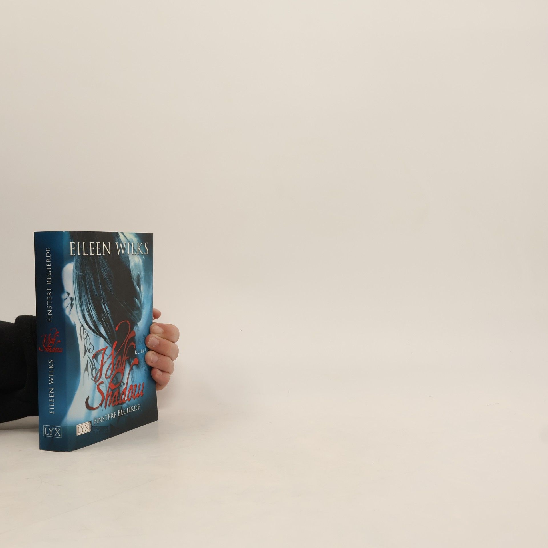 Eileen Wilks Wolf Shadow 4