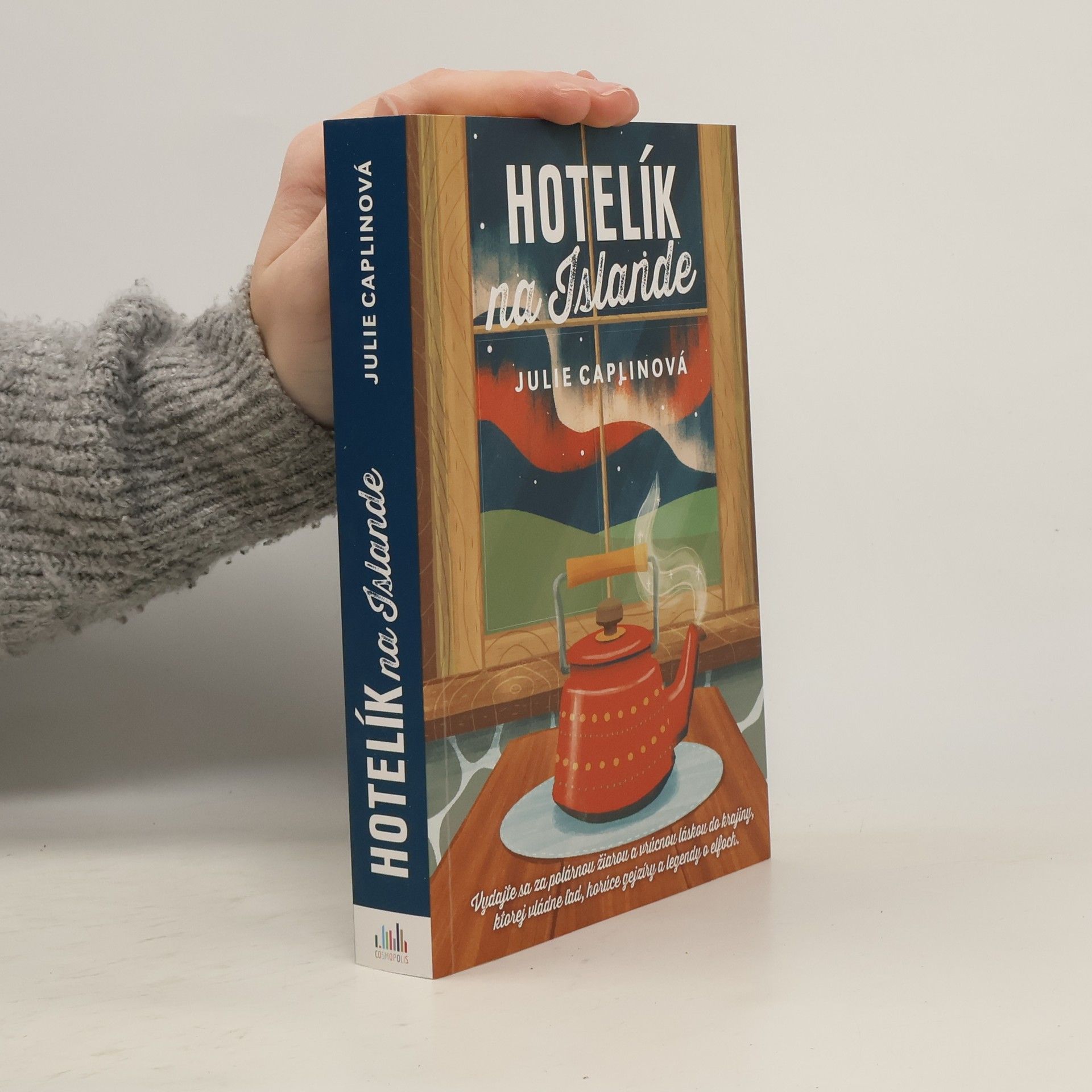 Julie Caplinová Hotelík na Islande