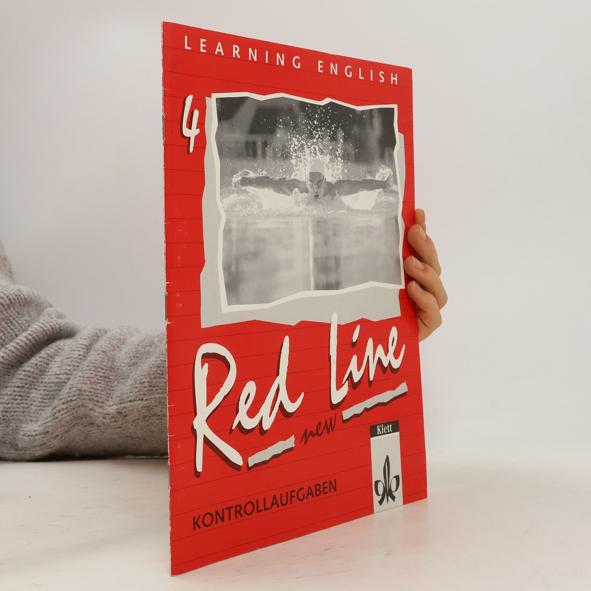 Stephanie Ashford Learning English - Red Line New