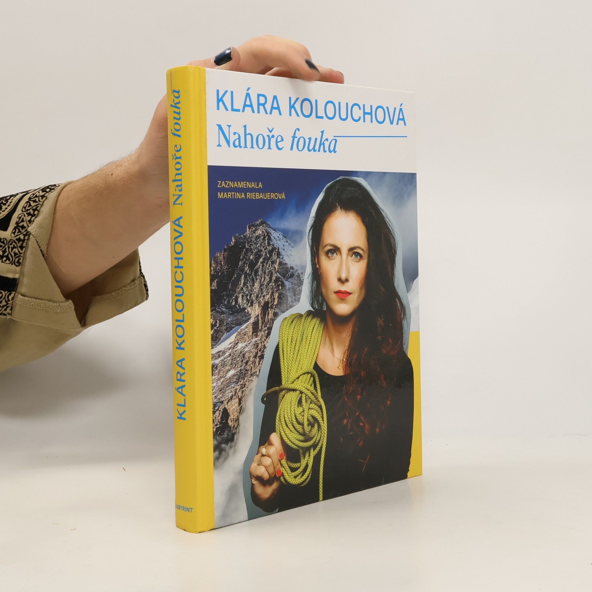 Klára Poláčková Nahoře fouká