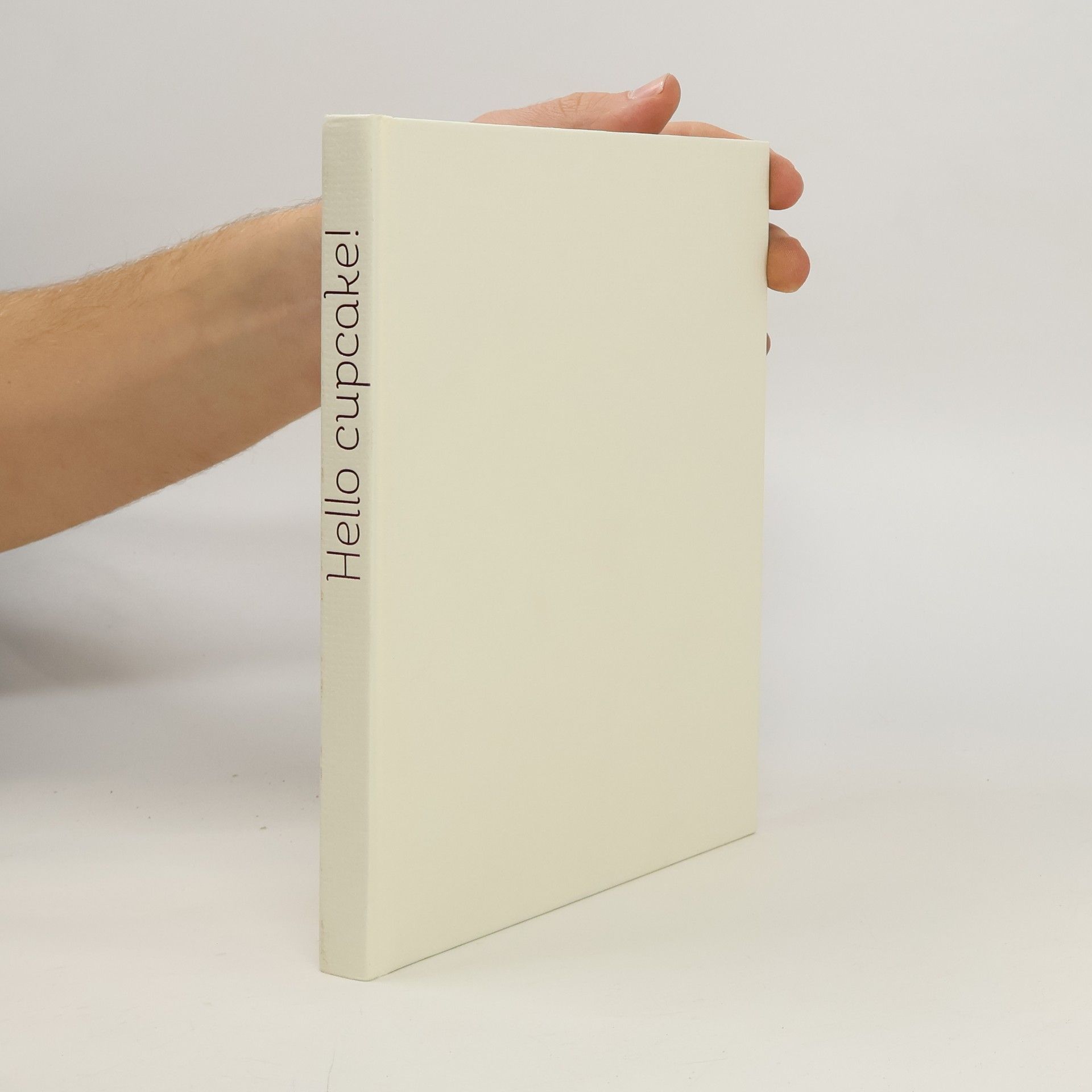 Leila Lindholm Hello Cupcake!