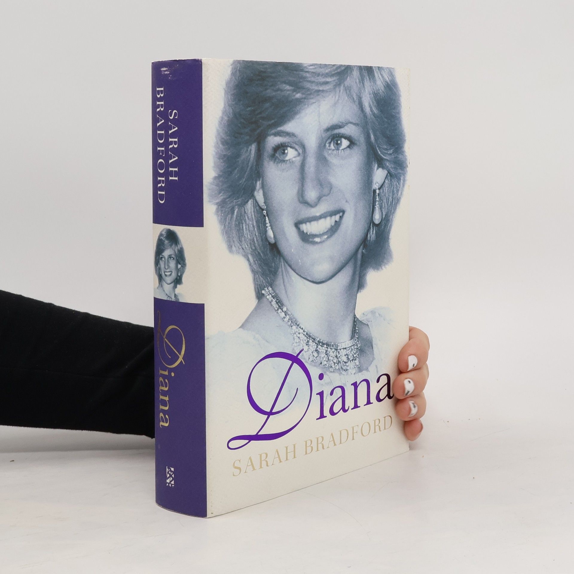 Sarah Bradford Diana