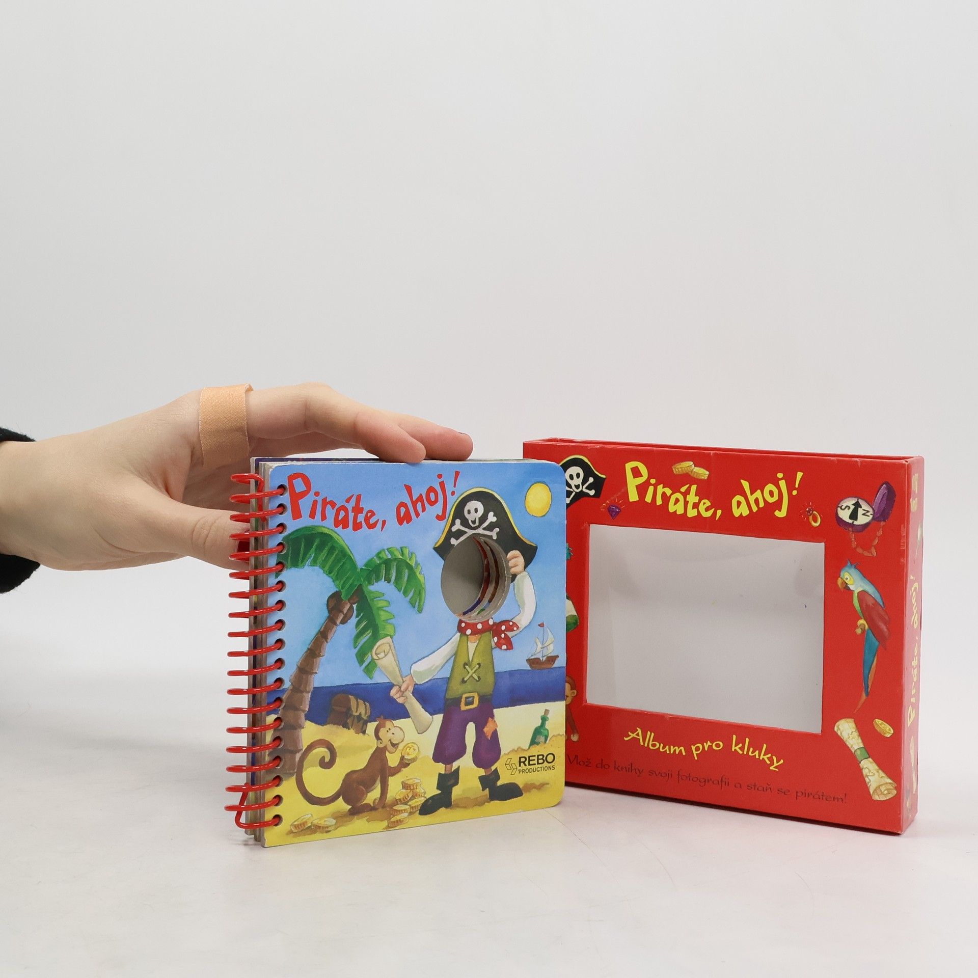 Ivana Nováková Piráte, ahoj! - Album pro kluky