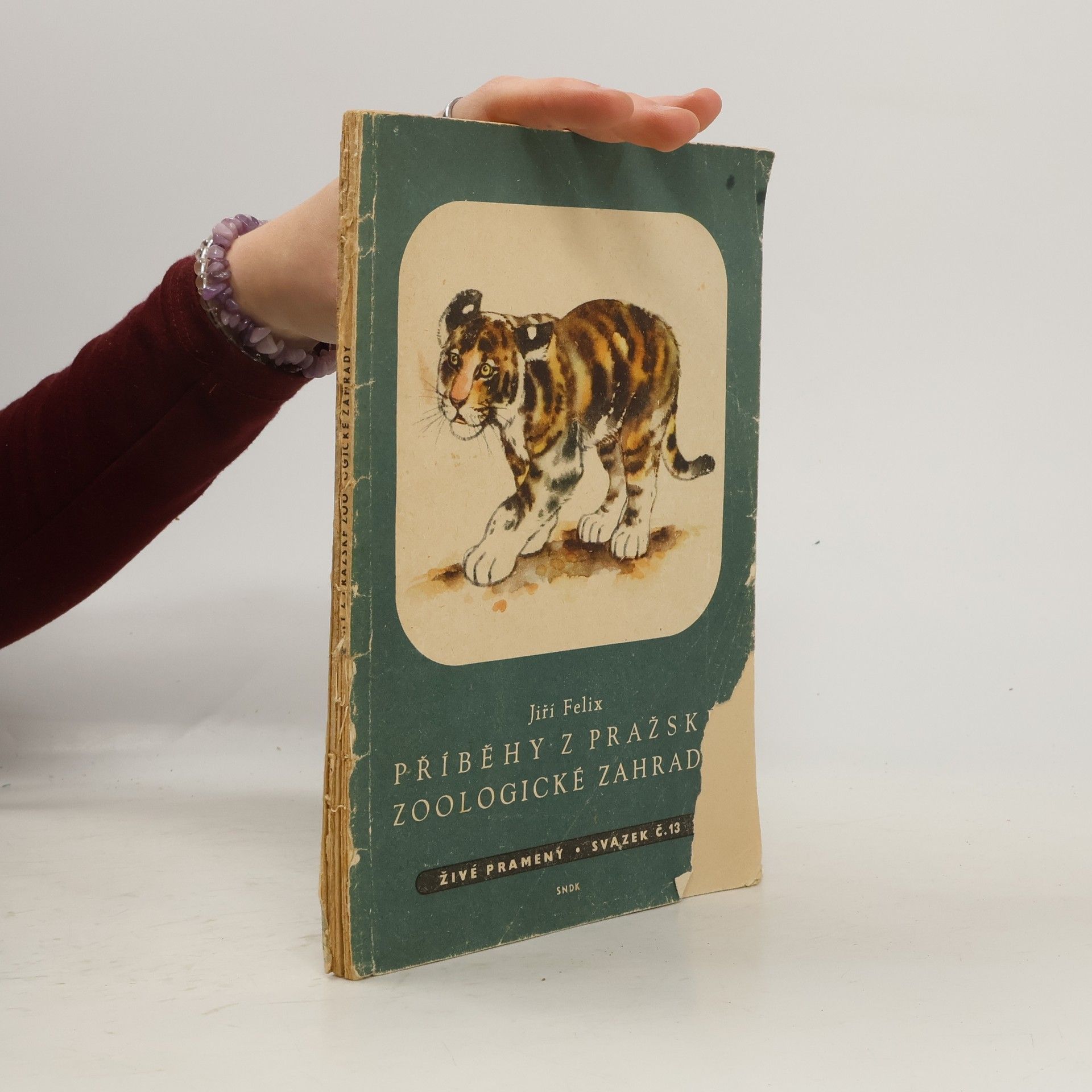 Jiří Felix Příběhy z pražské zoologické zahrady