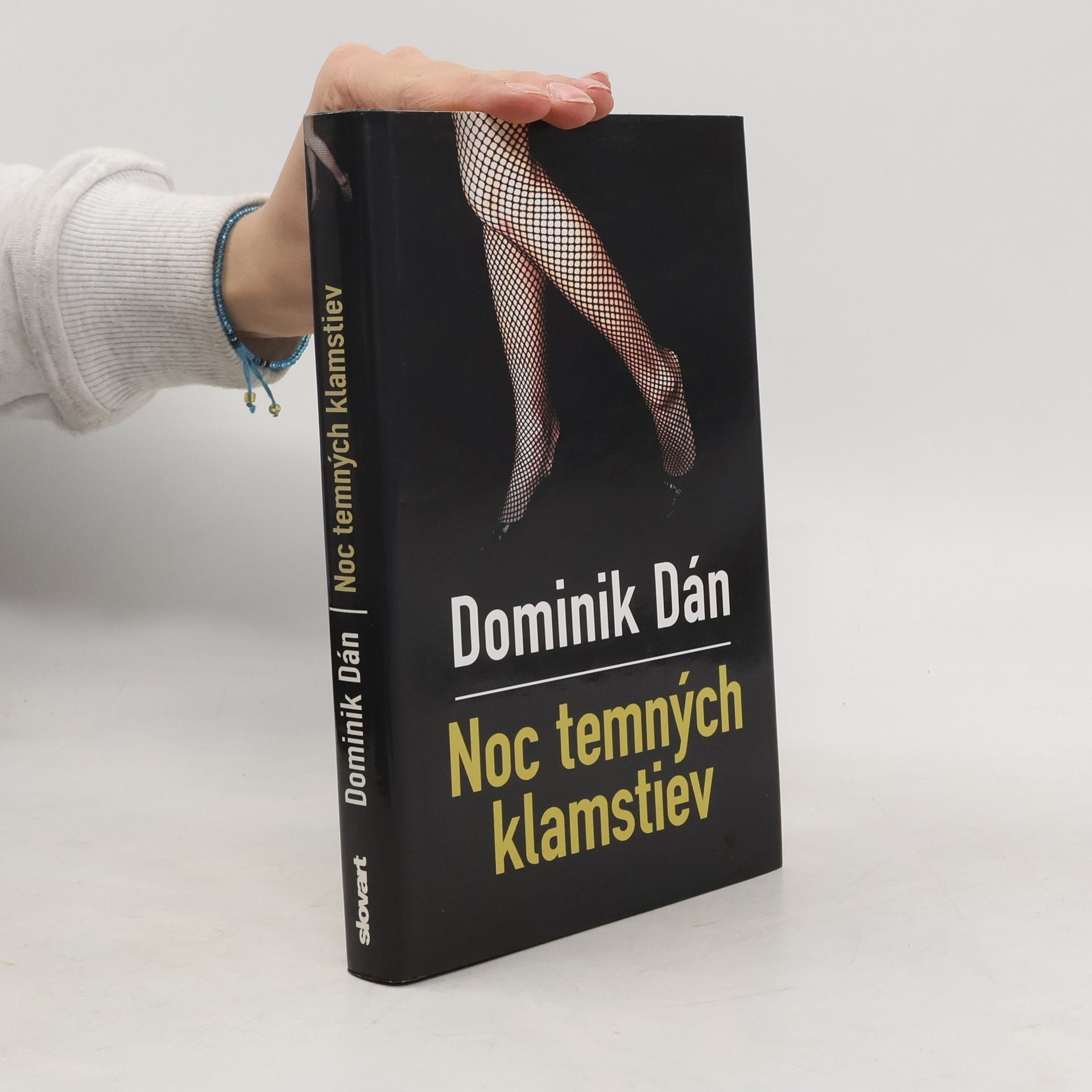 Dominik Dán Noc temných klamstiev
