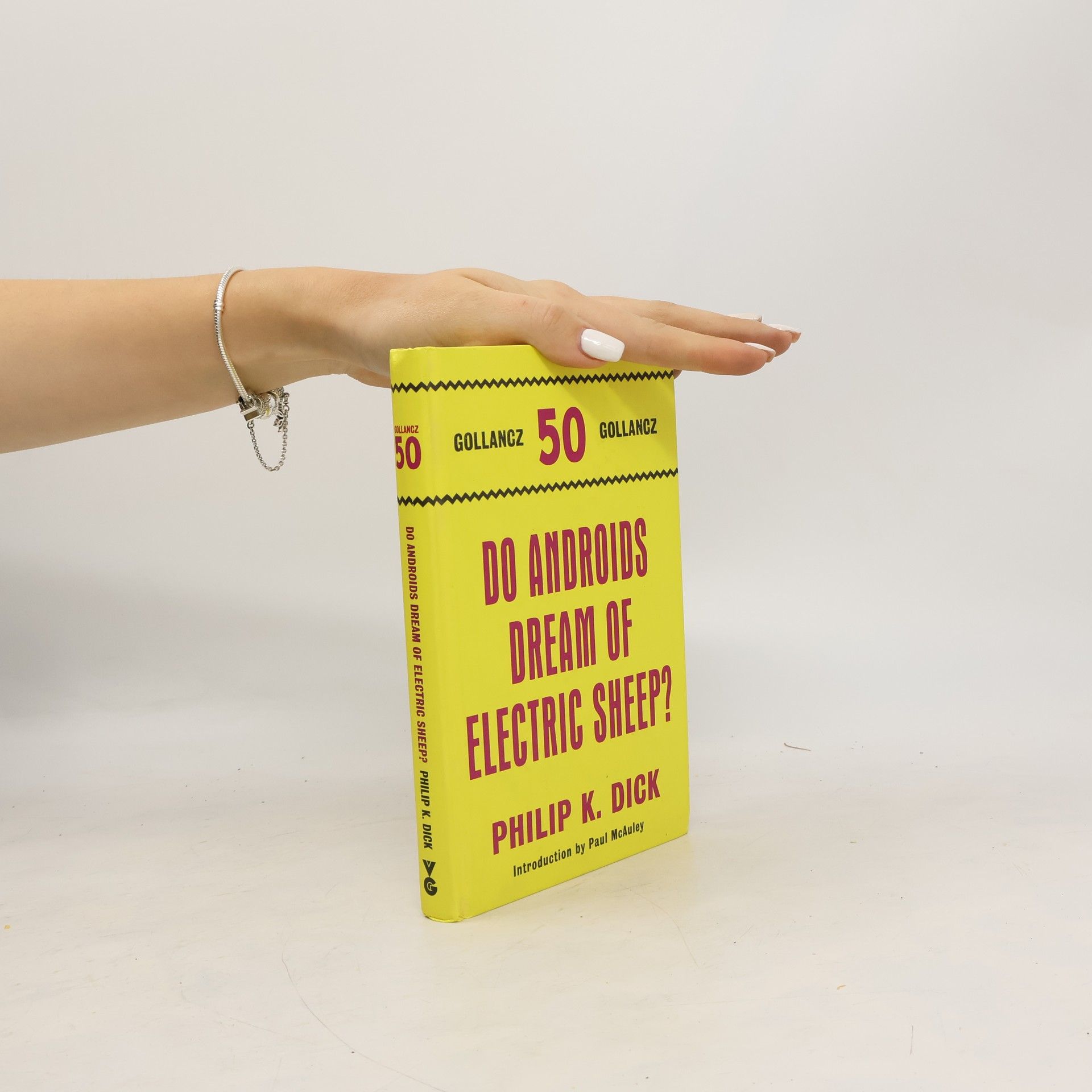 Philip K. Dick Do Androids Dream of Electric Sheep?