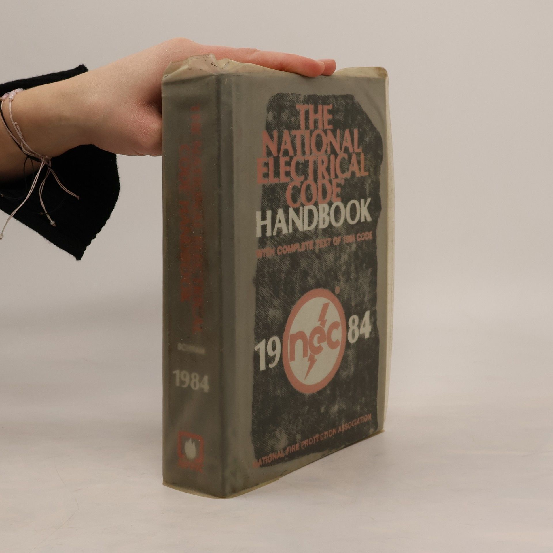 Kolektív autorov The National Electrical Code Handbook 1984