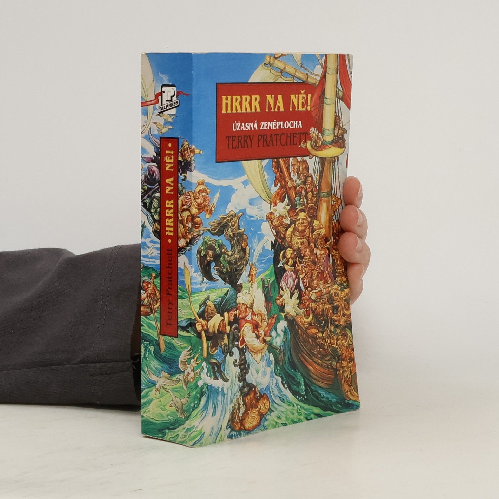 Terry Pratchett Hrrr na ně!
