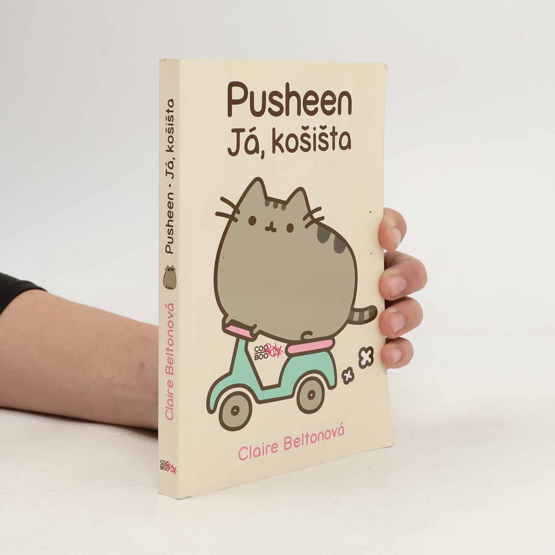 Claire Belton Pusheen. Já, košišta