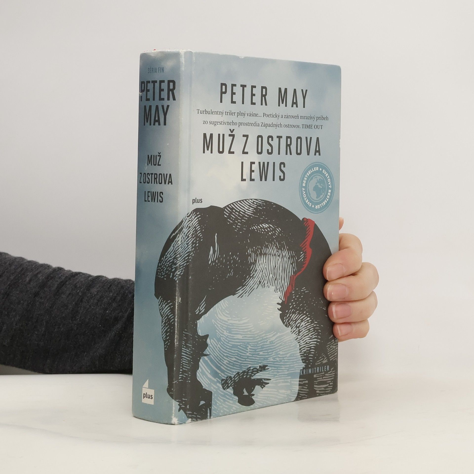 Peter May Muž z ostrova Lewis