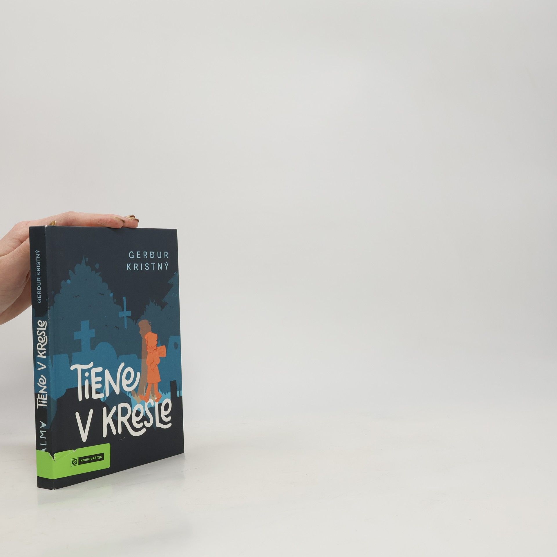 Kristny Gerdur Tiene v kresle