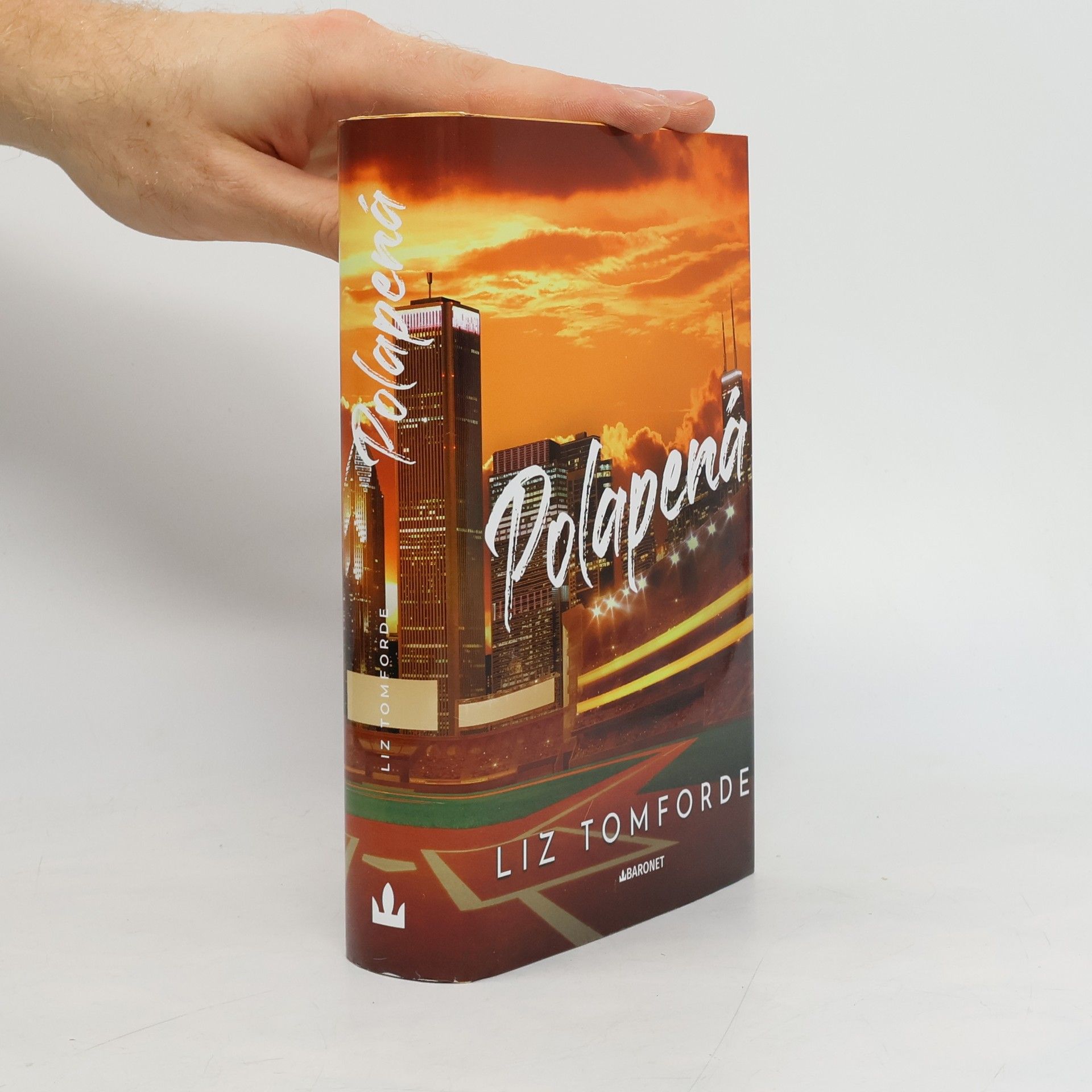 Liz Tomforde Polapená