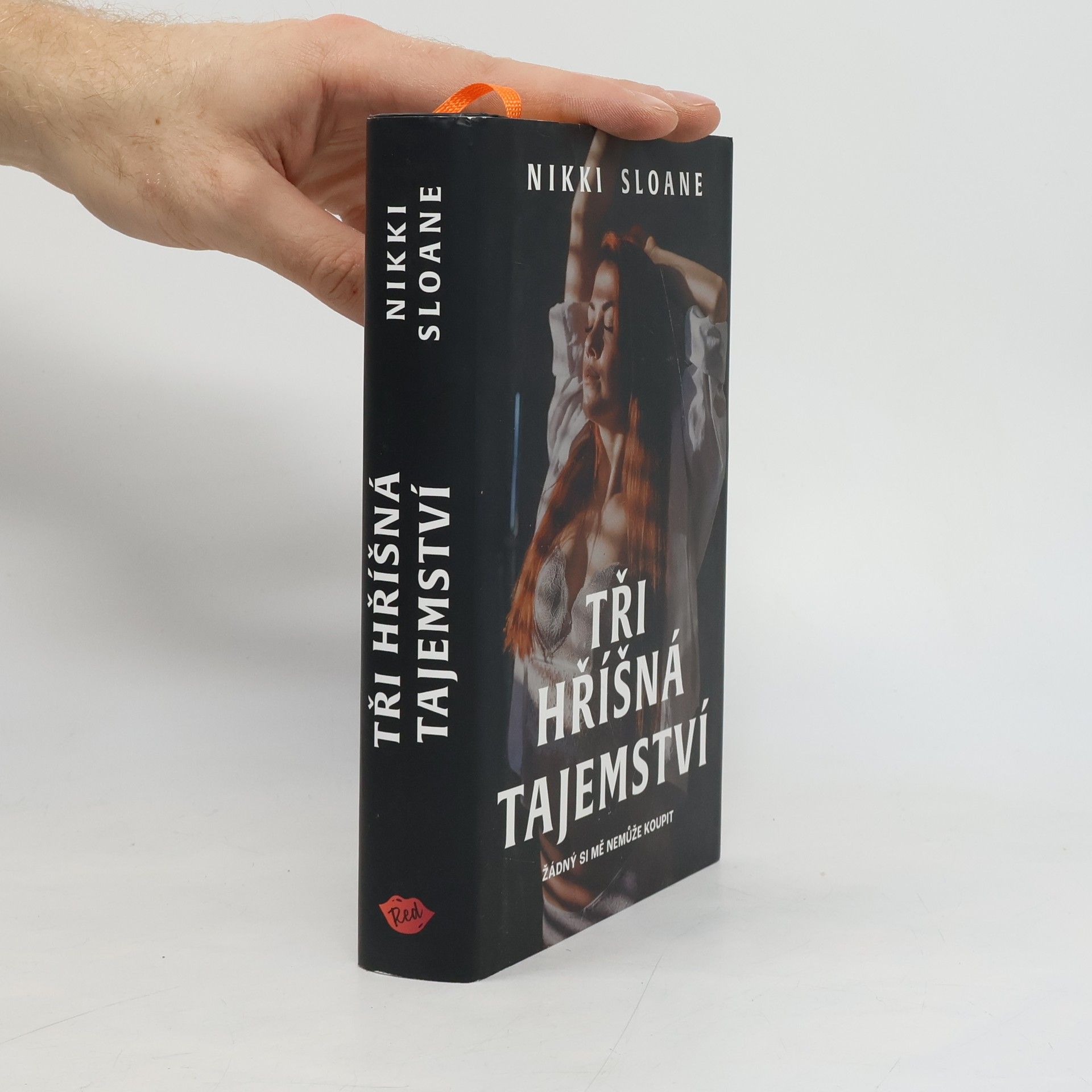 Nikki Sloane Tři hříšná tajemství