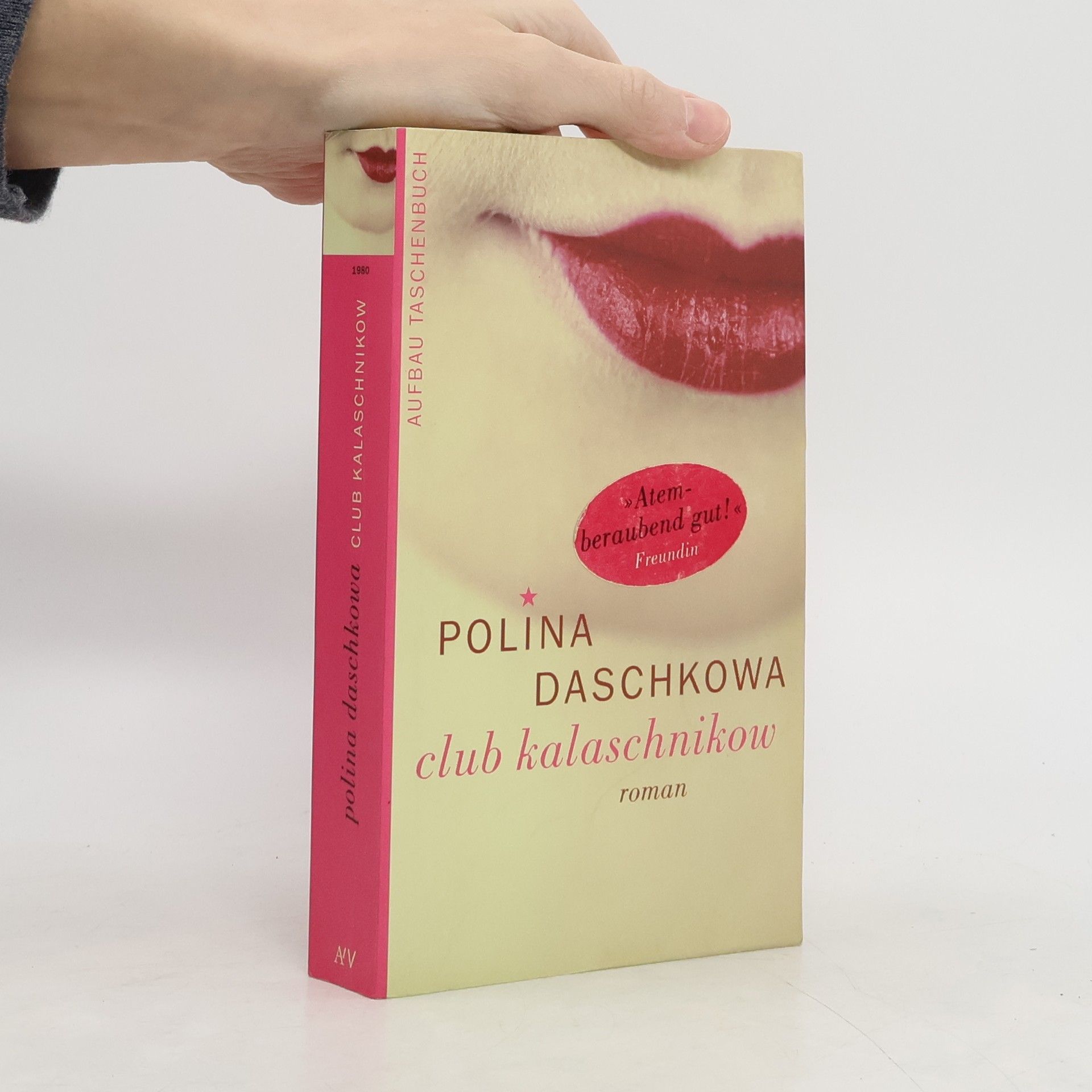 Polina Daschkowa Club Kalaschnikow