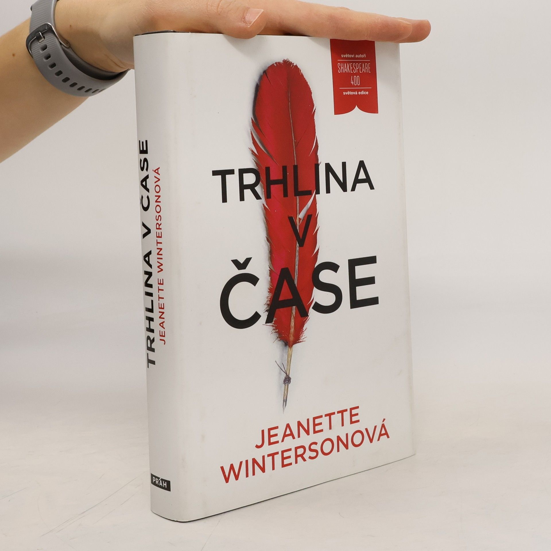 Jeanette Winterson Trhlina v čase