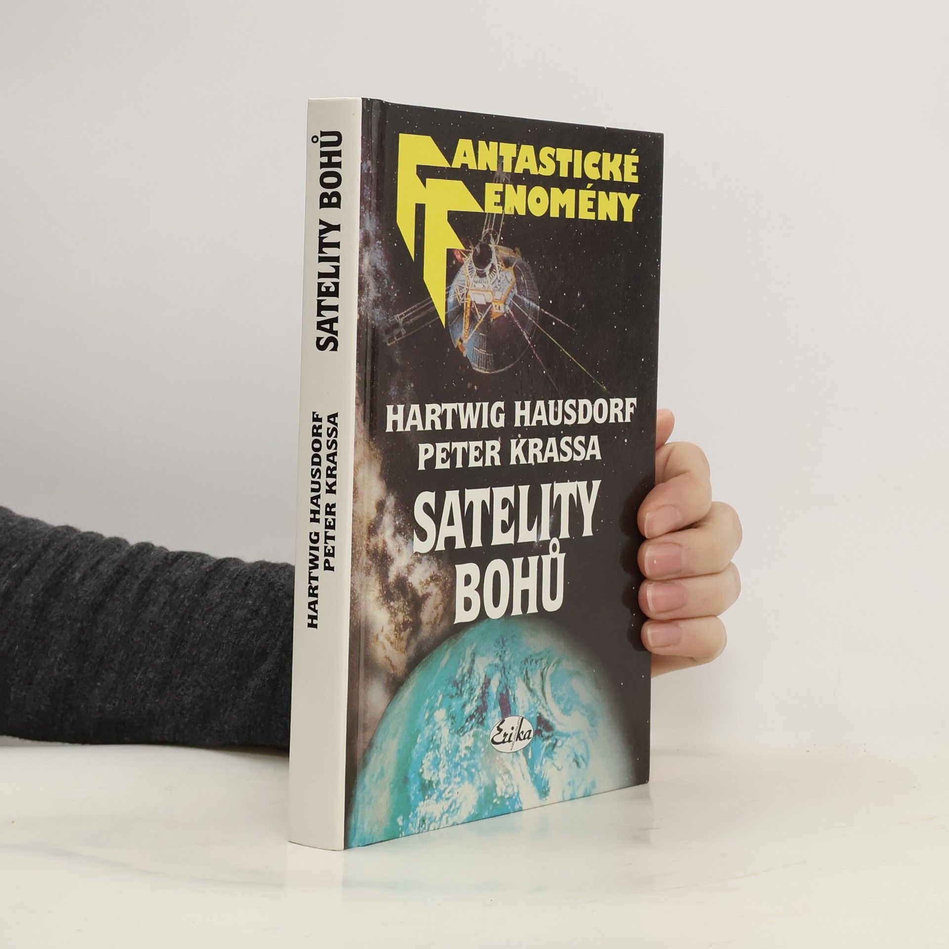 Hartwig Hausdorf Satelity bohů. V čínských zakázaných zónách