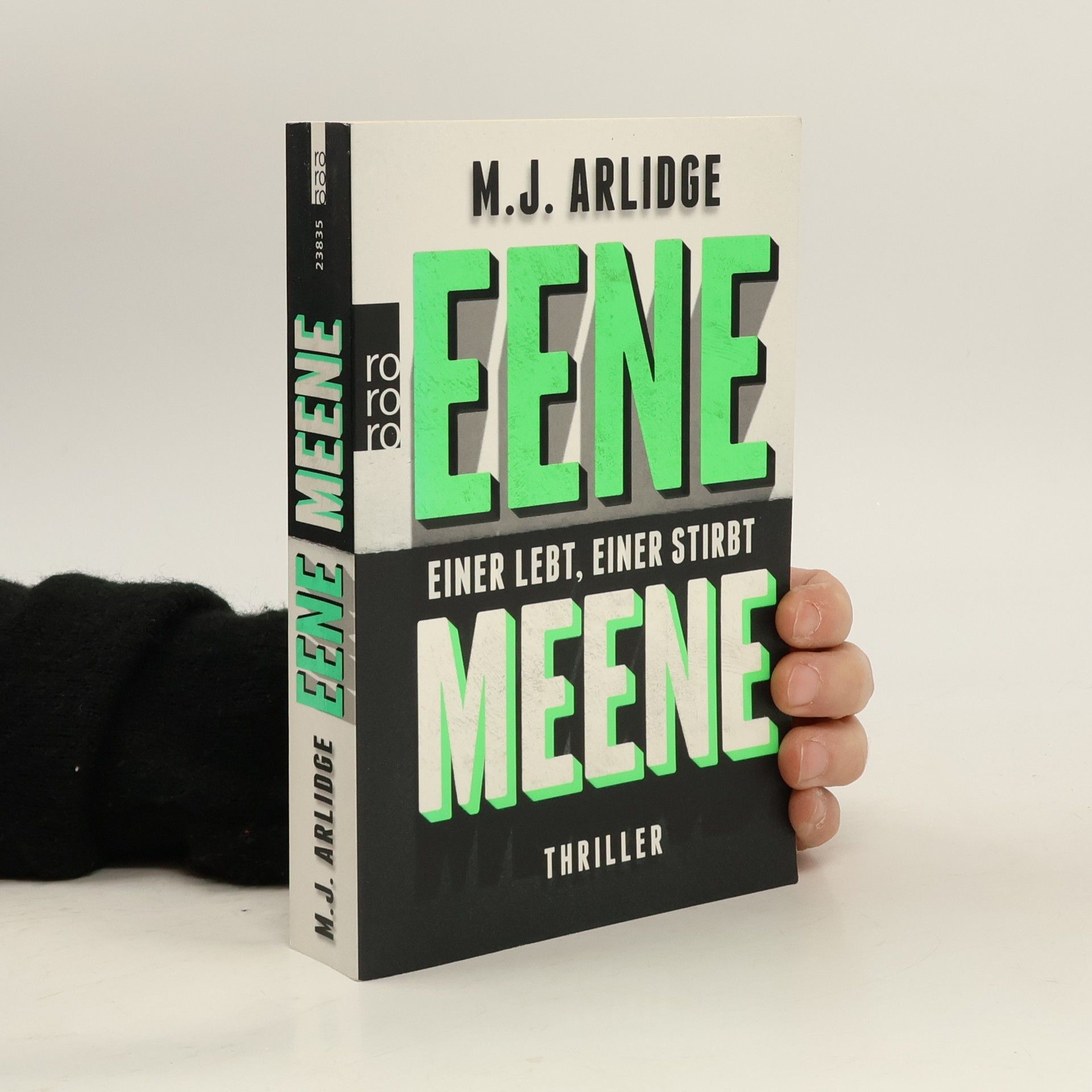 M. J. Arlidge Eene Meene