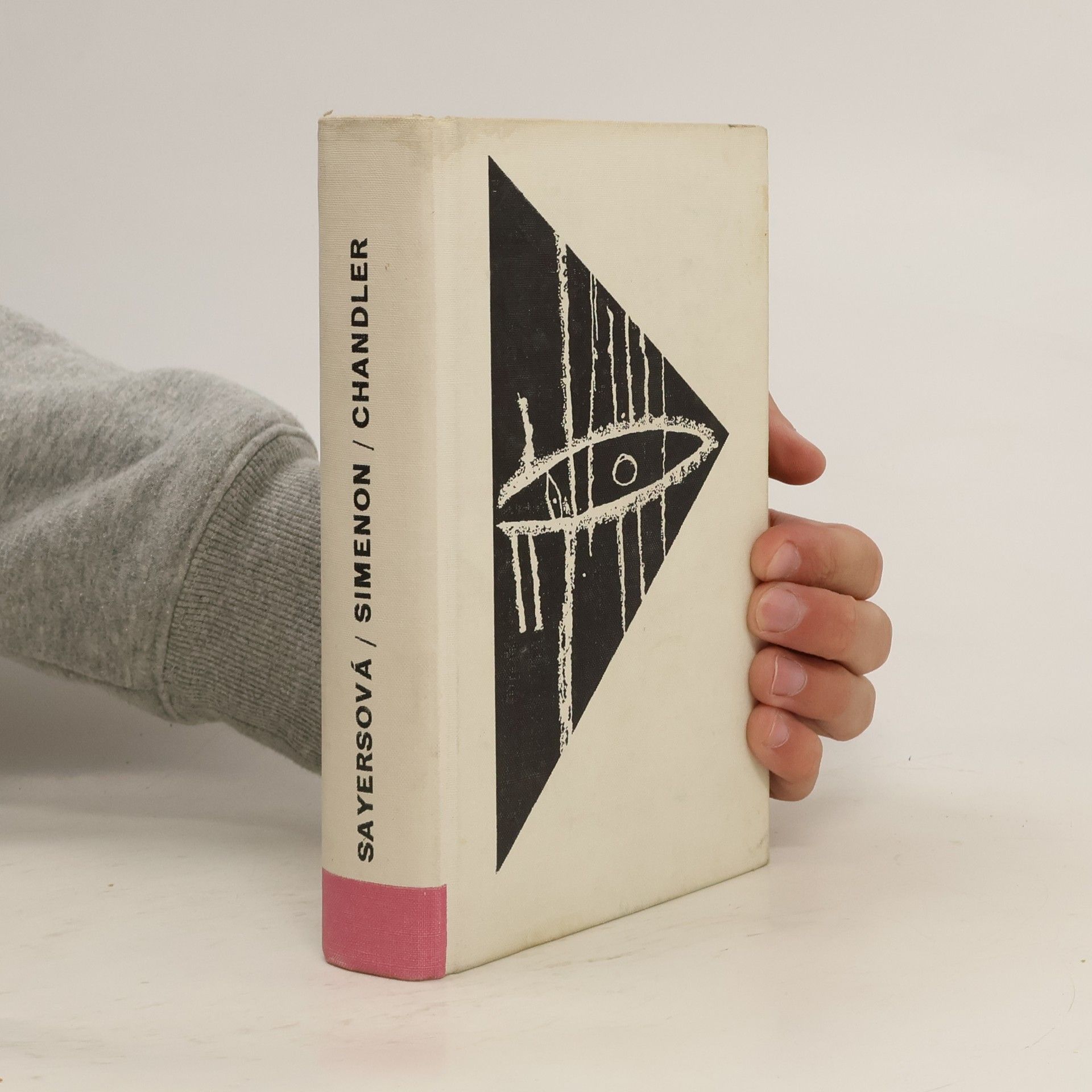 Raymond Chandler Lord Peter Wimsey. Detektív Marlowe. Komisár Maigret zasahujú